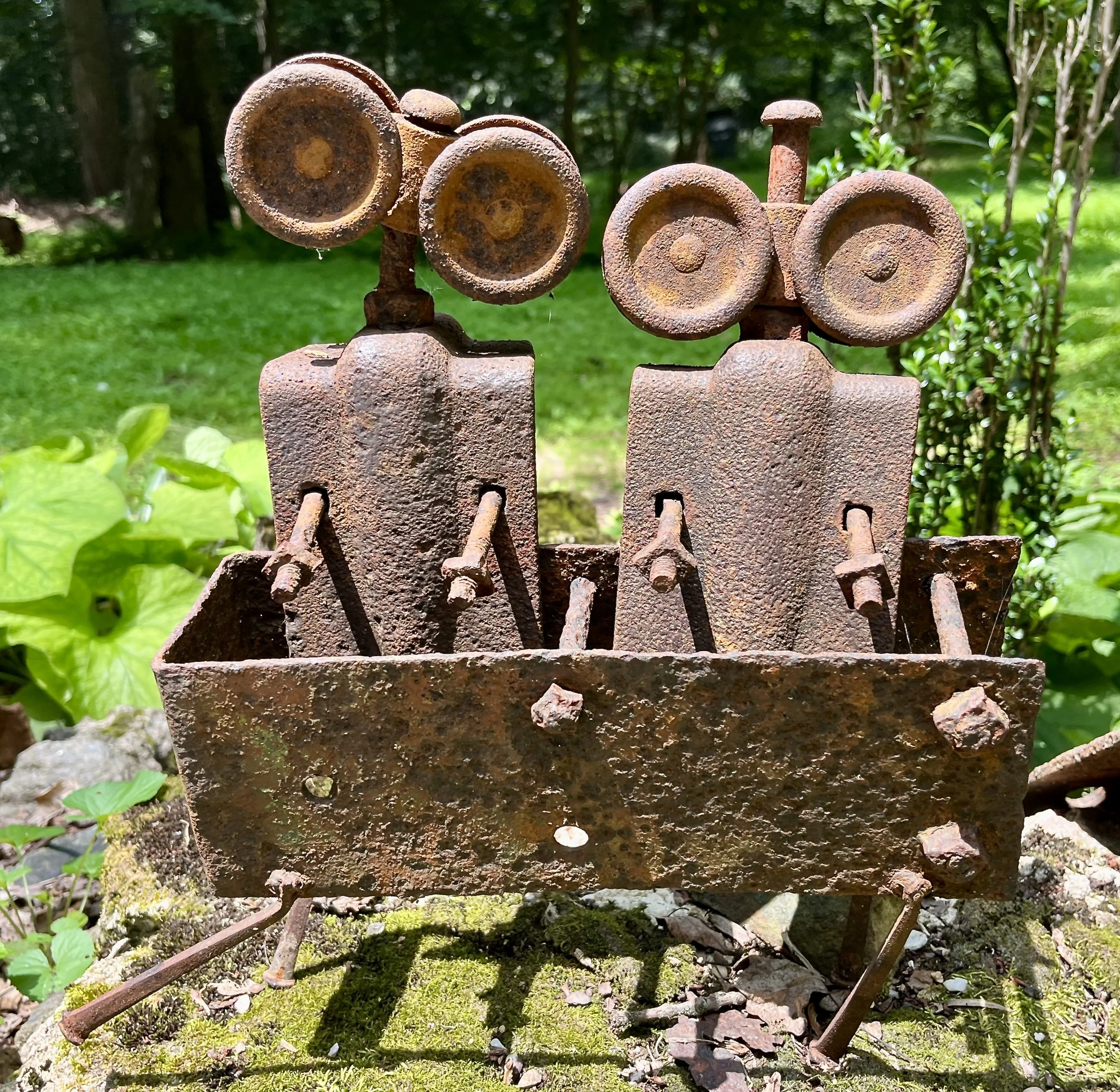 "HUNU SONU" 2021, steel, 12.75" x 10" (Private collection)