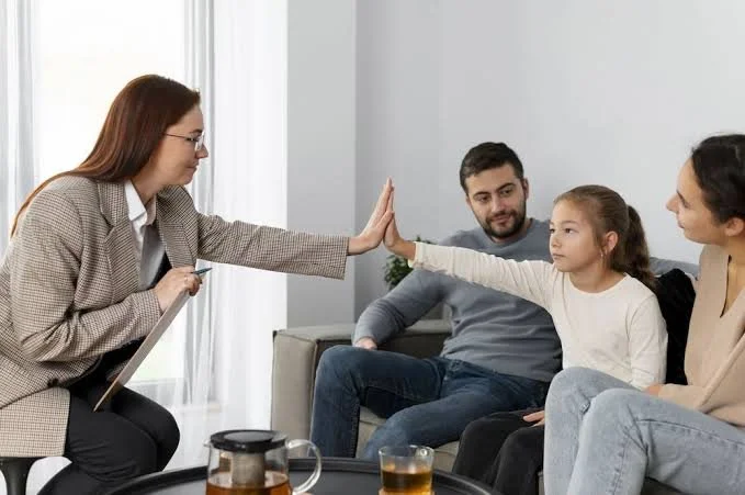 Family Therapy During Stressful Life Changes