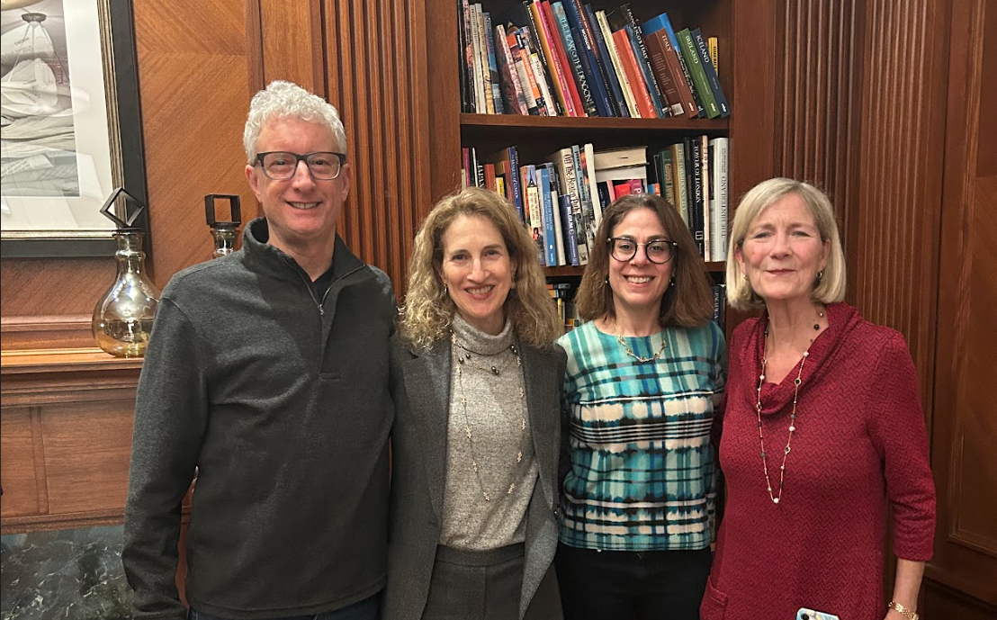 Great meet-and-greet in AdMo! So grateful to Kathleen Stratton, Beth Kramer, Steve Sheffey for opening their doors and welcoming me in.

I love meeting neighbors across the city and will always show up, listen, and meet people where they are.