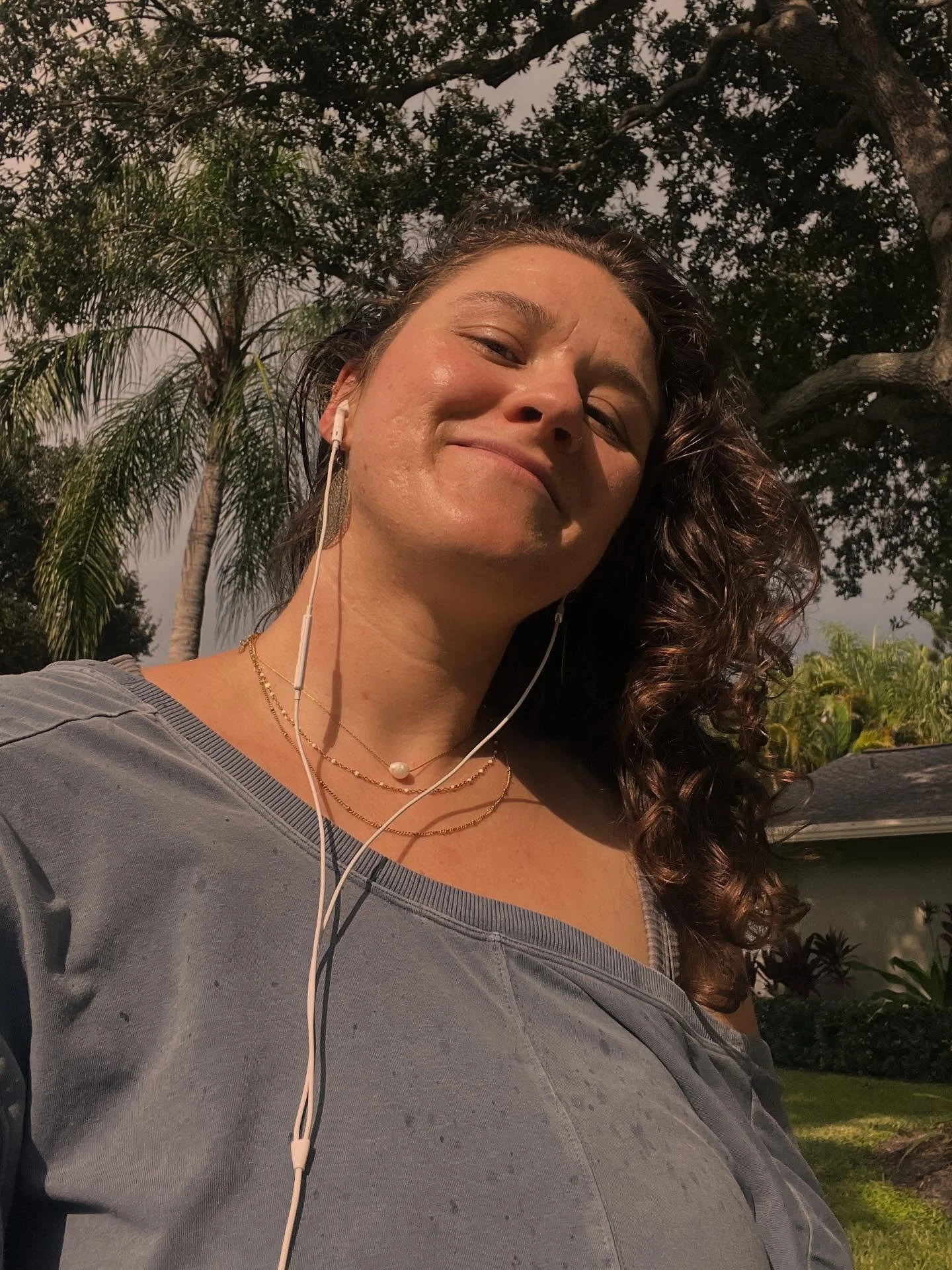 Photo dump of this lovely era of my Floridian life ☀️ 

Filled with books, chess, art galleries, cats including my lovely Saturn, nourishing food, botanical gardens, honest love w/ my Sam, pilates &amp; yoga, ocean dips, nature walks, lots of massage
