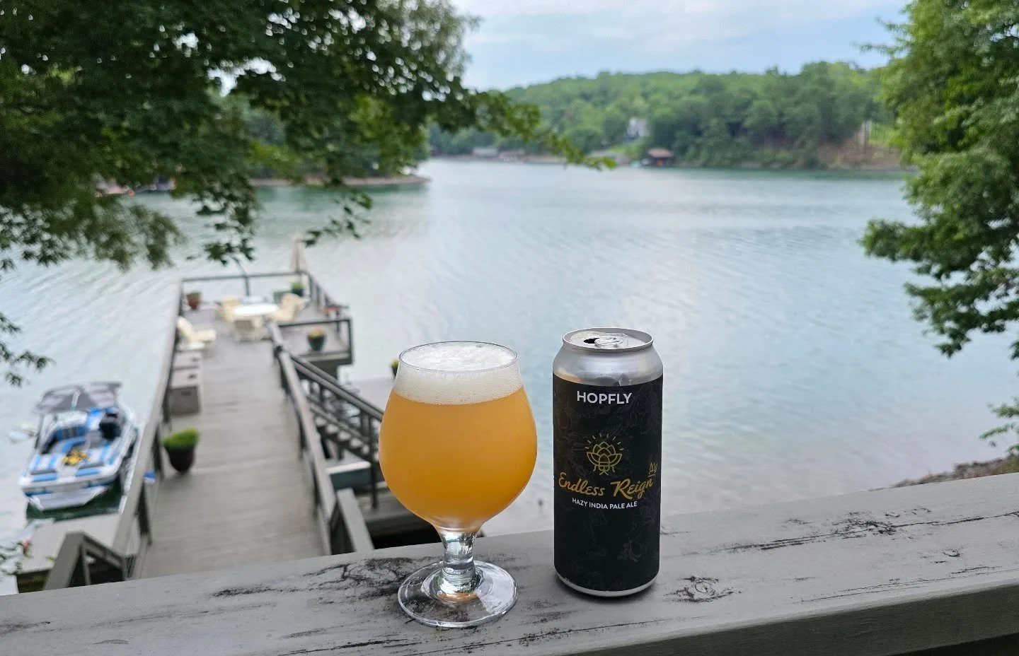 Happy National IPA Day! Nothing better than a beer on the dock 🍻

#sml #smithmountainlake #smithmountainsunrise #smithmountainlakeva #nationalIPAday