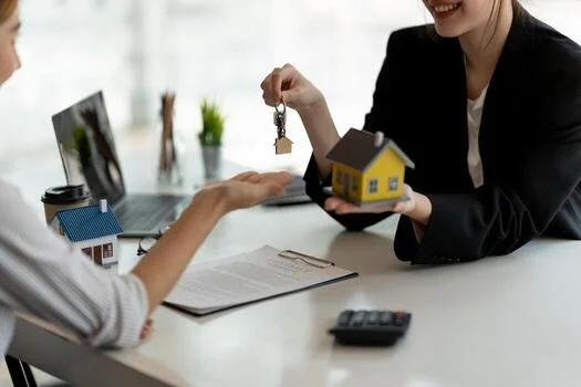 Is a Rental Search Agent Worth It When Moving to Australia? What They Do and When You Need One