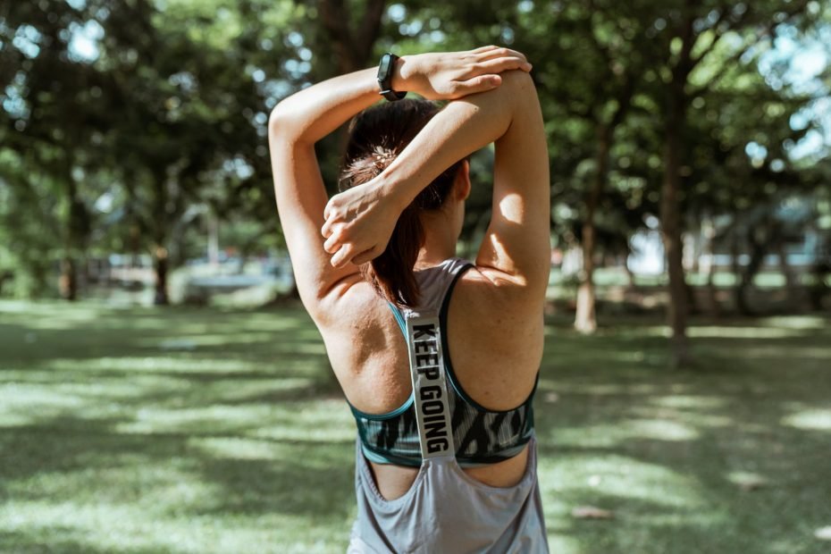 Relieving Muscle Tightness: Causes, Symptoms, and Treatment Options for Improved Flexibility and Range of Motion