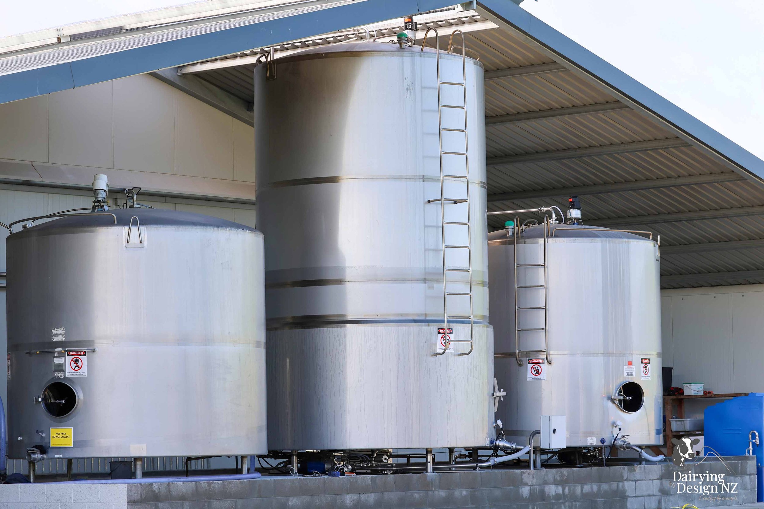  South Waikato rotary dairy shed development designed for efficient milking and cow flow built by Don Chapman Waikato Ltd, featuring a Moa Rotary Platform, yard work by Leask Engineering, feed pad by K&amp;B Builders, electrical work by Laser Electri