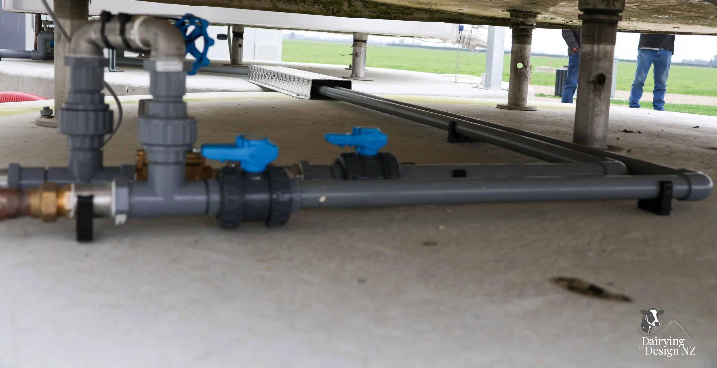  Canterbury rotary dairy shed development designed for efficient milking and cow flow built by Rural Building Solutions, featuring a Donald Engineering Rotary Platform, Earthworks by Densem Contracting 2010 Ltd, Refrigeration by Dairycool, Feed silos