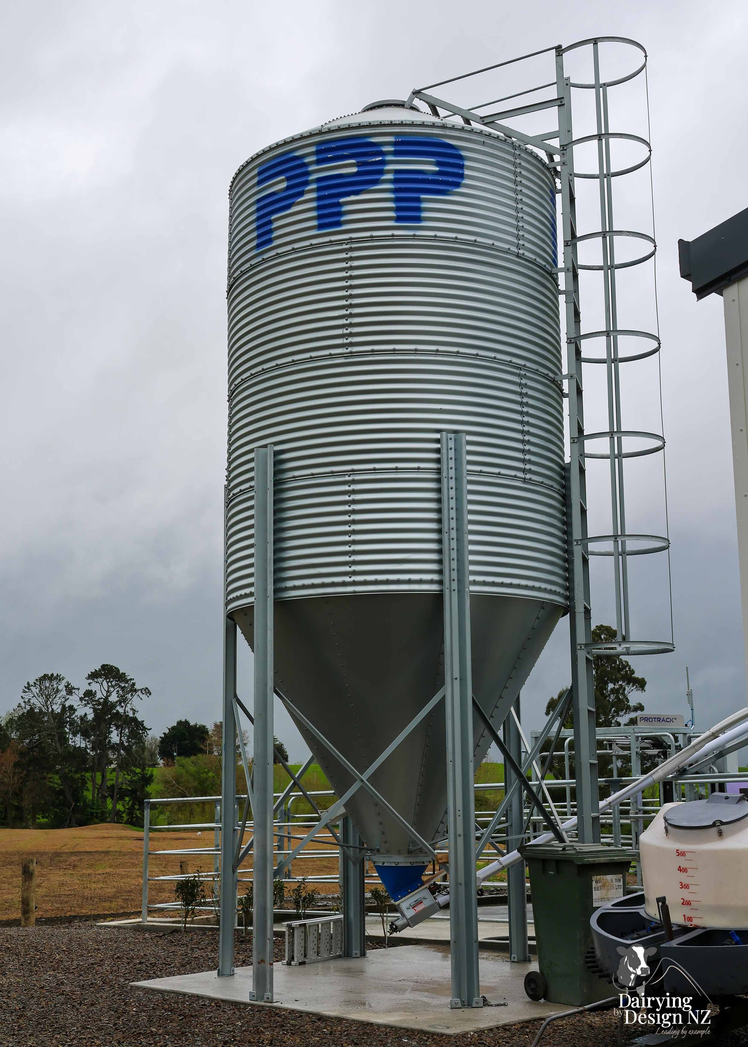  Waikato herringbone dairy shed development designed for efficient milking and cow flow built by WD Davenport Ltd, yard work by Rural Engineering, Milking plant install by Morley Engineering, Electrical work by King Electrical, Effluent by Reid &amp;