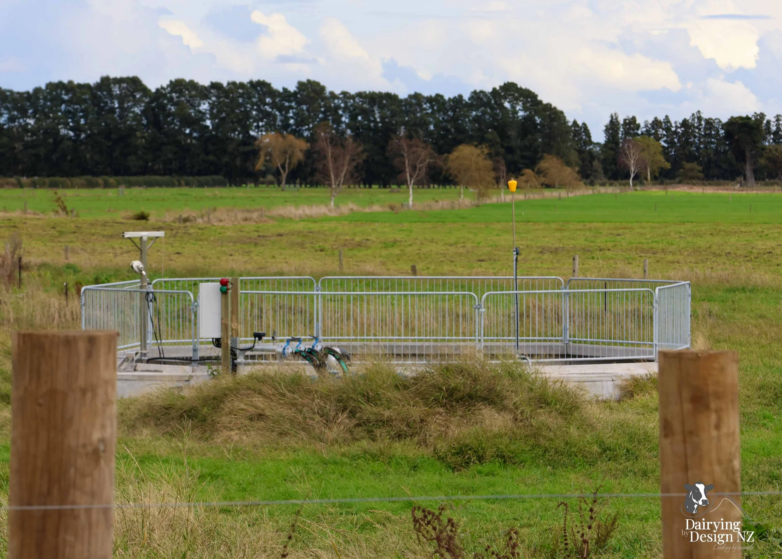  Waikato rotary dairy shed development designed for efficient milking and cow flow built by Don Chapman Waikato Ltd, featuring a Moa Rotary Platform, yard work by Leask Engineering, Earthworks by Waihou Excavation, Electrical work by Electronz, Efflu