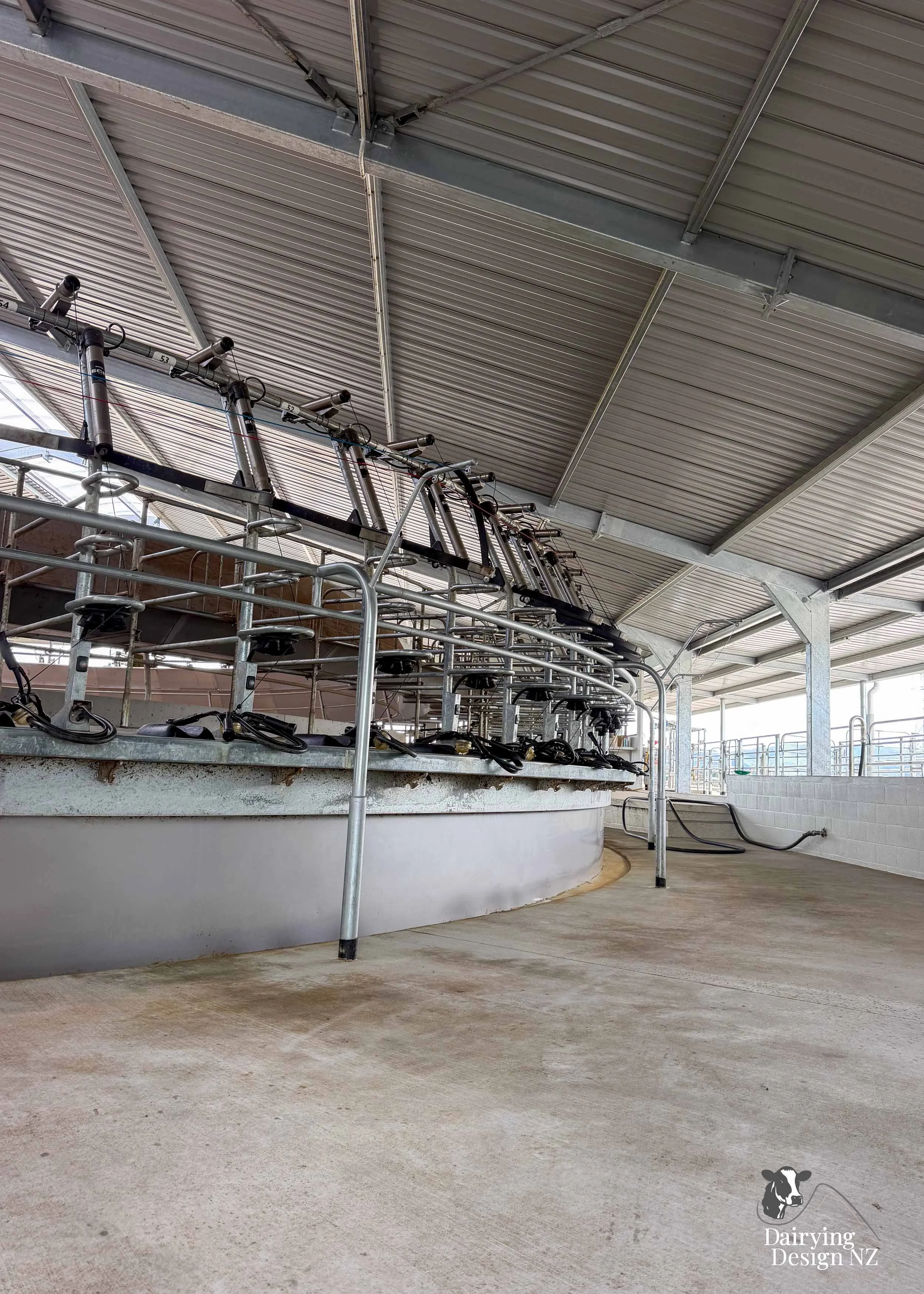  Waikato rotary dairy shed development designed for efficient milking and cow flow built by Don Chapman Waikato Ltd, featuring a Moa Rotary Platform, yard work by Leask Engineering, Earthworks by Waihou Excavation, Electrical work by Electronz, Efflu
