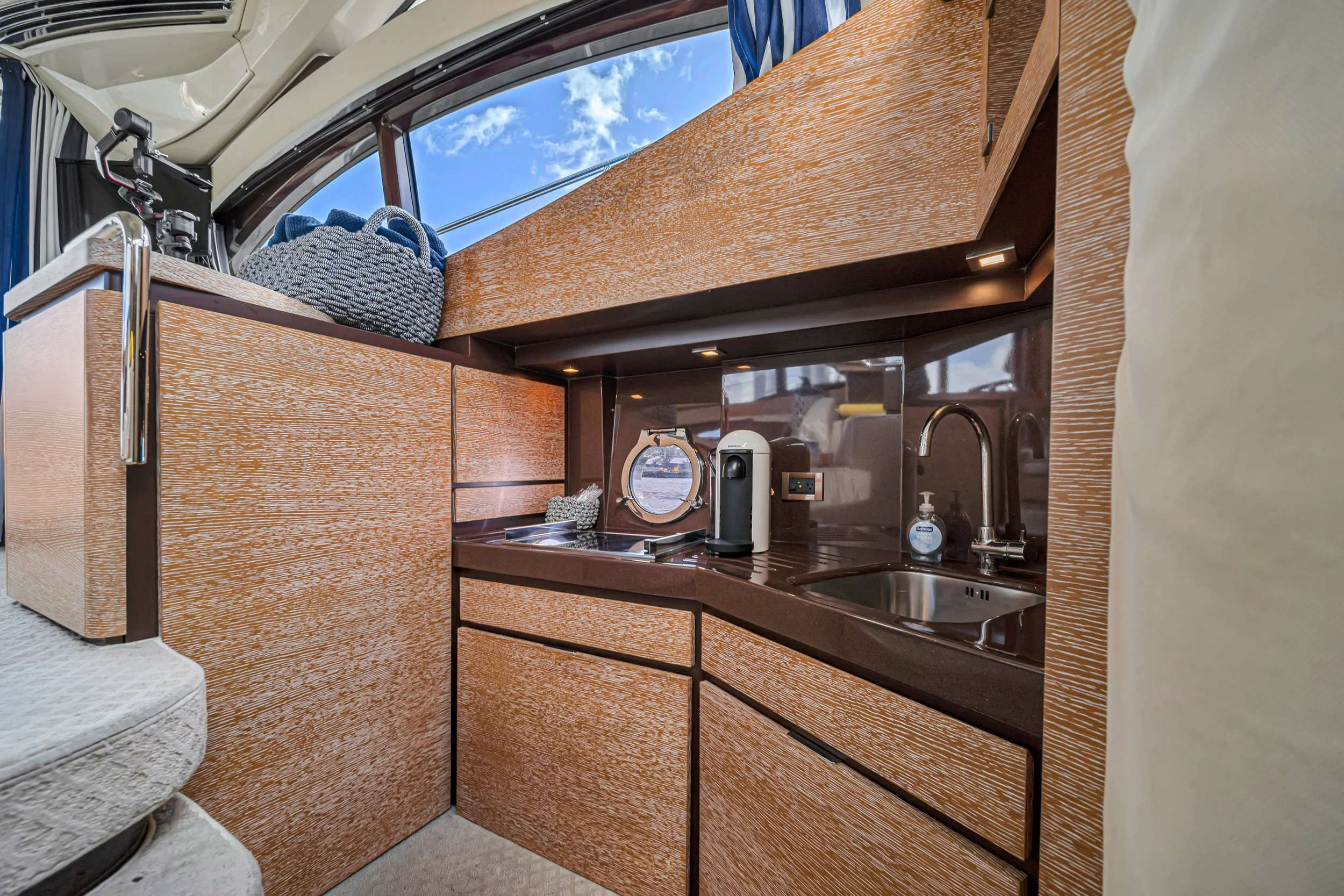 40' Azimut - 5.jpg