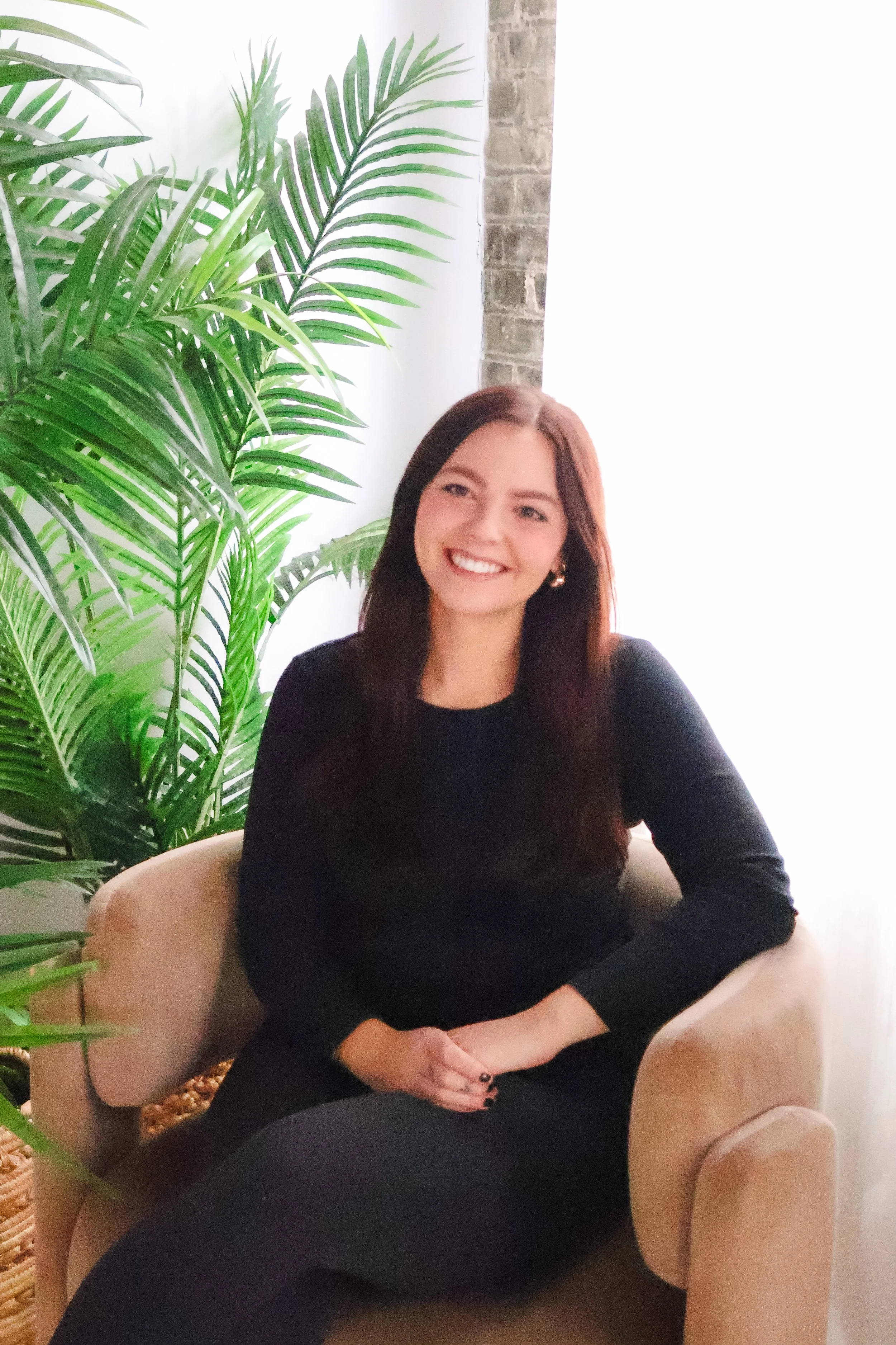 Therapist offering low fee counseling in Wauwatosa & online in WI specializing in ADHD, anxiety, depression, life transition, self-esteem, trauma, and relationship therapy for kids, teens, and adults.