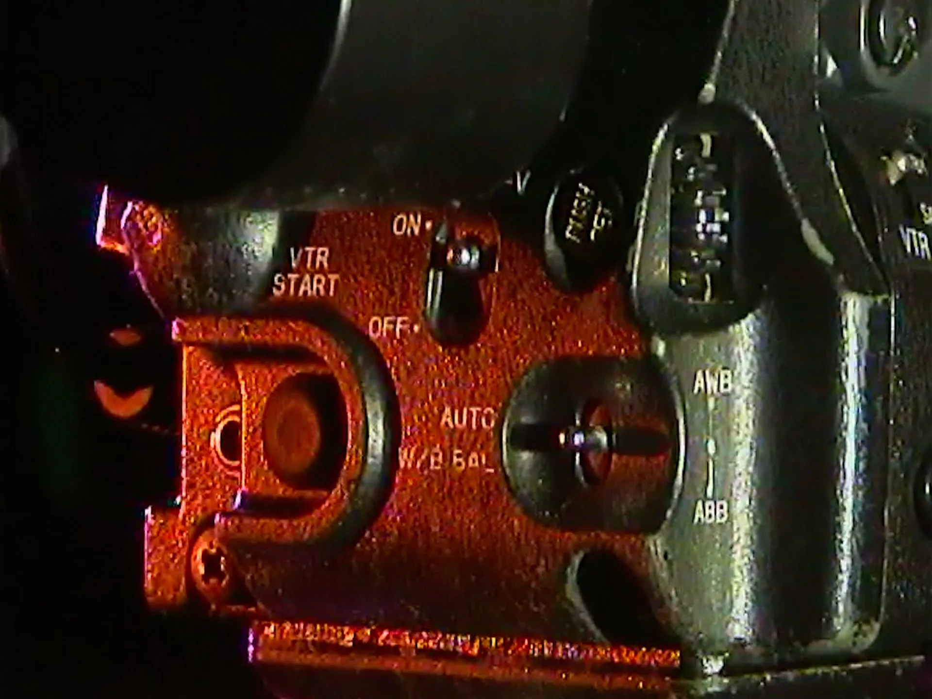 The Auto white balance, shutter control and record button on the Ikegami DV-CAM camera kit