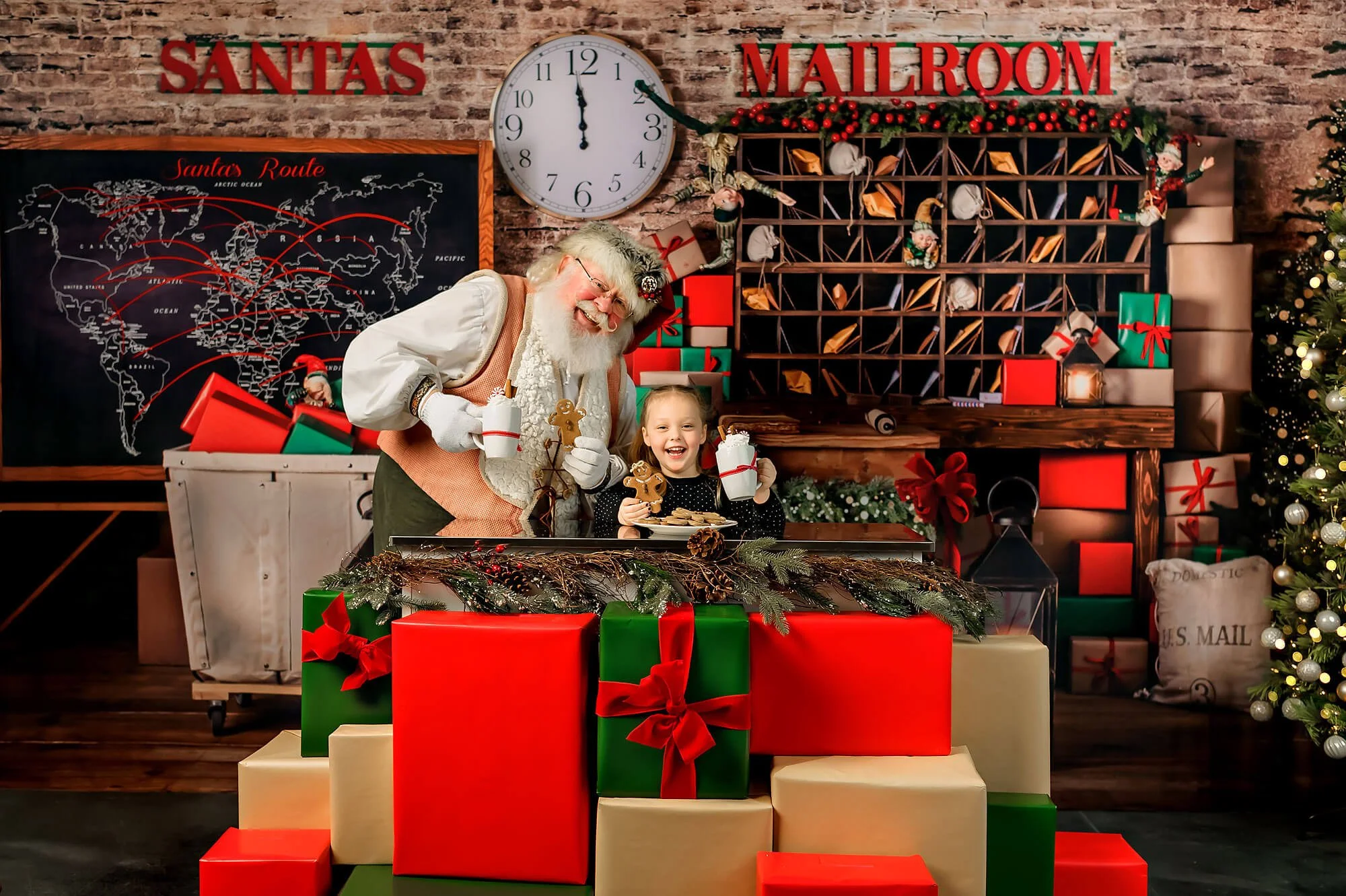 Cookies with Santa Photo Bellingham.jpg