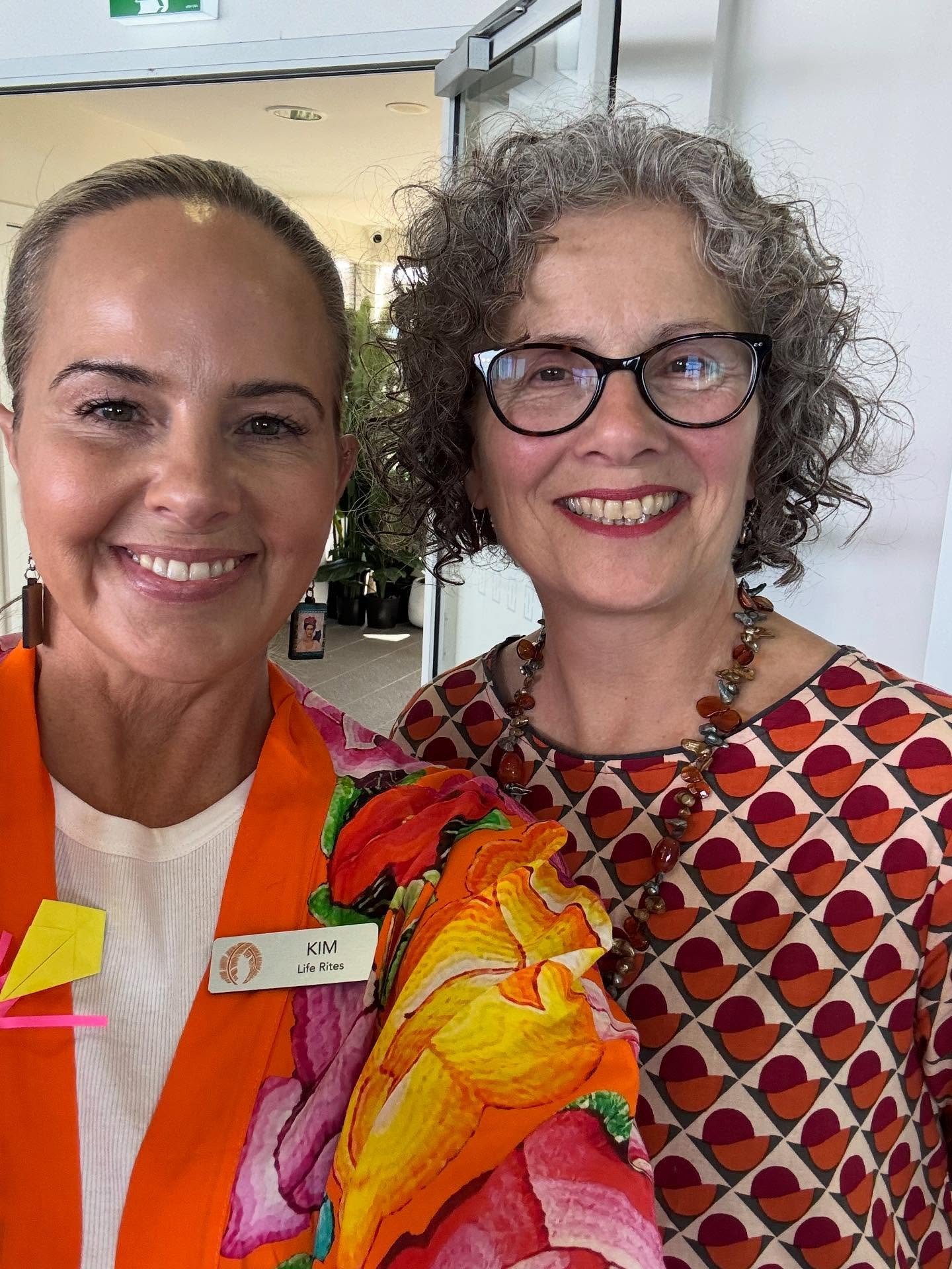 A celebration of life in the most joyous of forms! Recently I farewelled one of my clients. Her vision for her celebration of life was very clear and documented with great attention to detail and the instructions were for it to be fun, colourful and 