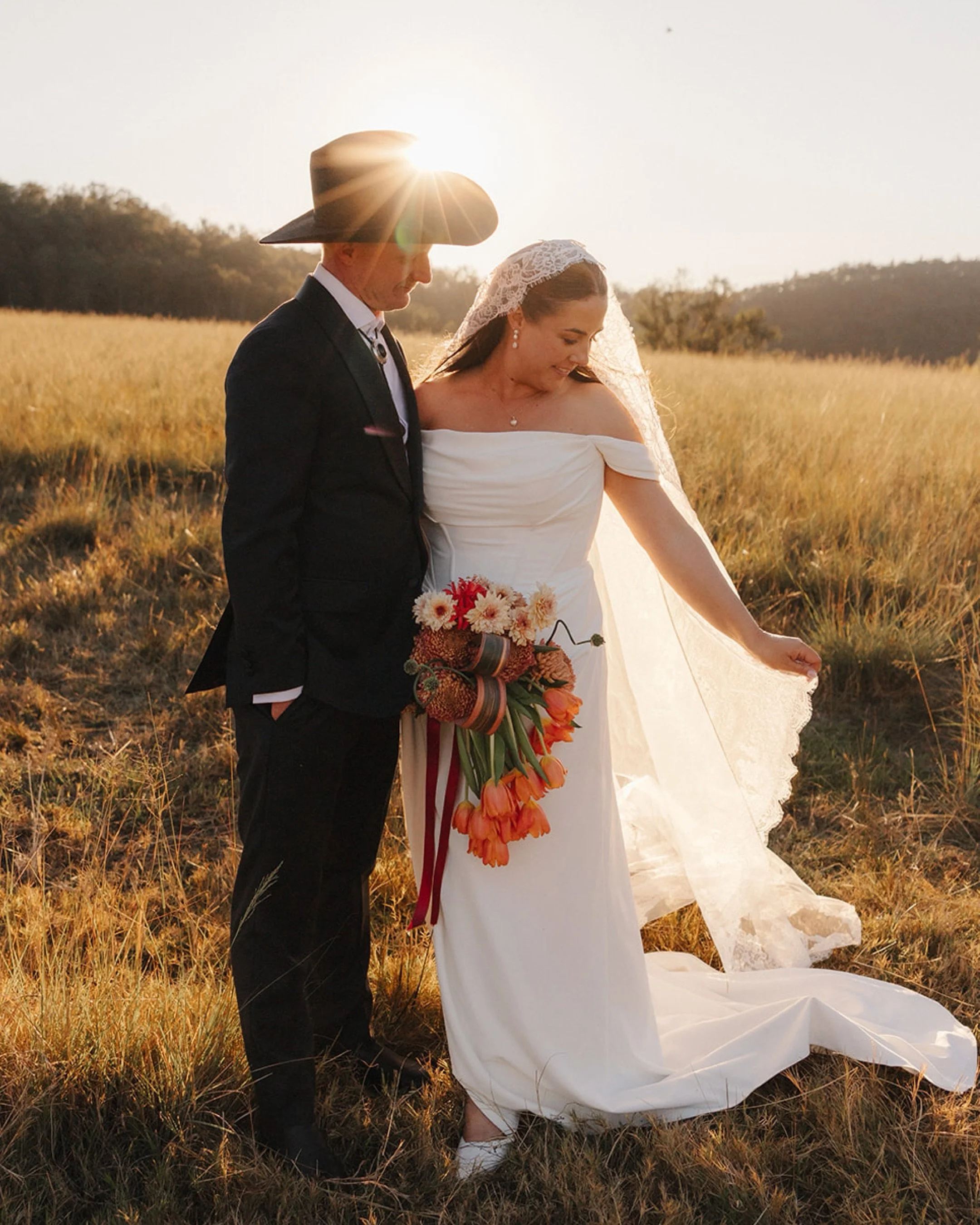 marissa &amp; ben ♡ 

one for the books that&rsquo;s for sure 🤠 a cowboy hat branding station, groomsmen with nicknames that aren&rsquo;t quite safe to share and a dance floor under the stars, are you kiddingggggg!? what a wedding!! 

venue: @settle