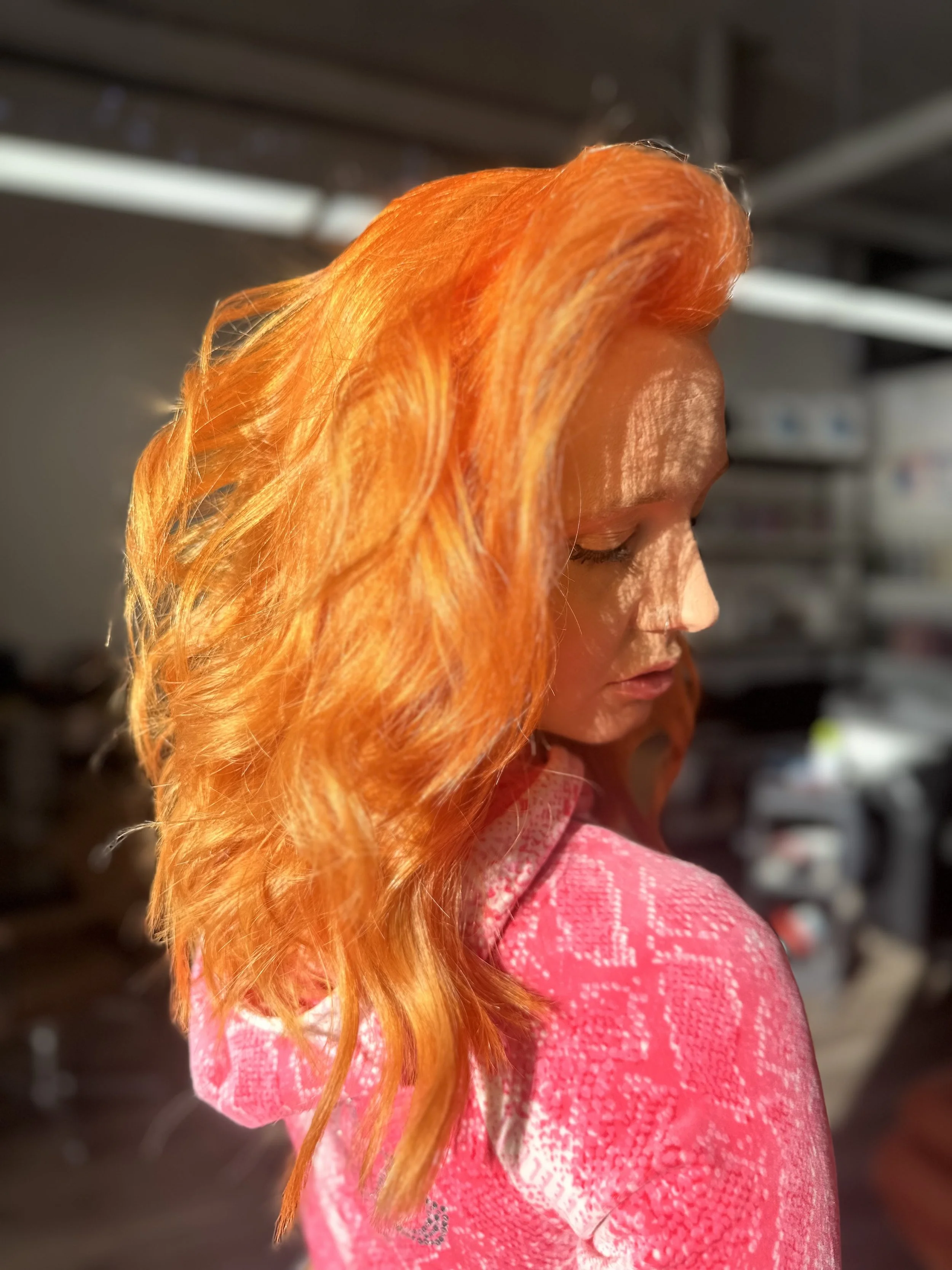 samjupphair_orangehair_colouredhair_longhair.jpeg