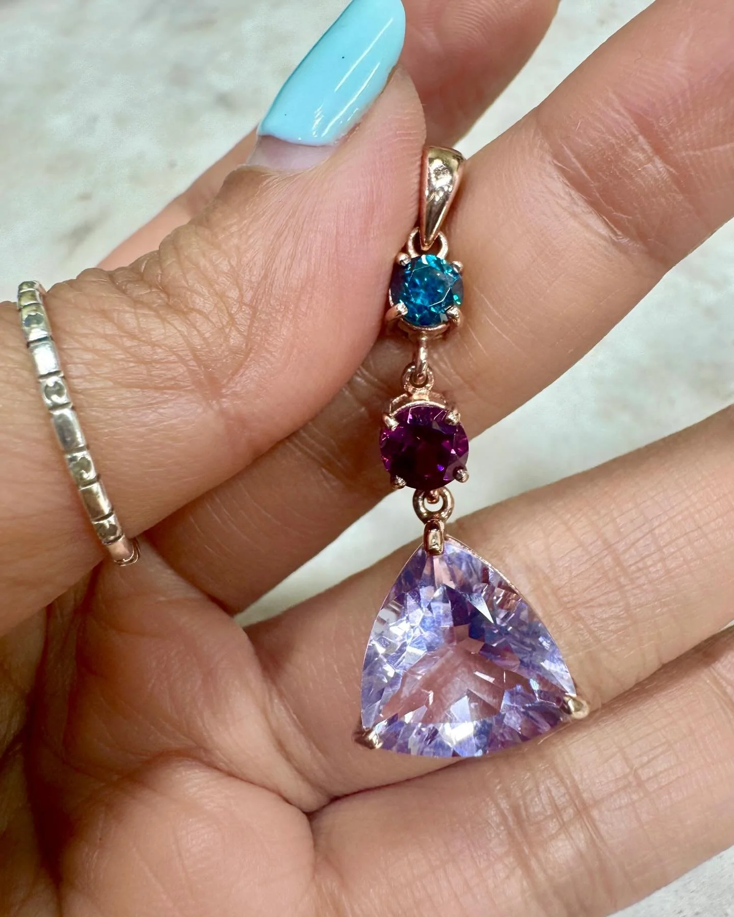 A harmony of colors, gently aligned.
From the calm blue, to the warmth of love,
finished with a soft lavender glow of Amethyst💖 
#QuietLuxury
#GemstoneJewelry
#FineJewelryStyle
#EverydayLuxury
#TimelessElegance
#LuxuryDetails
#GemstoneLover
#Underst
