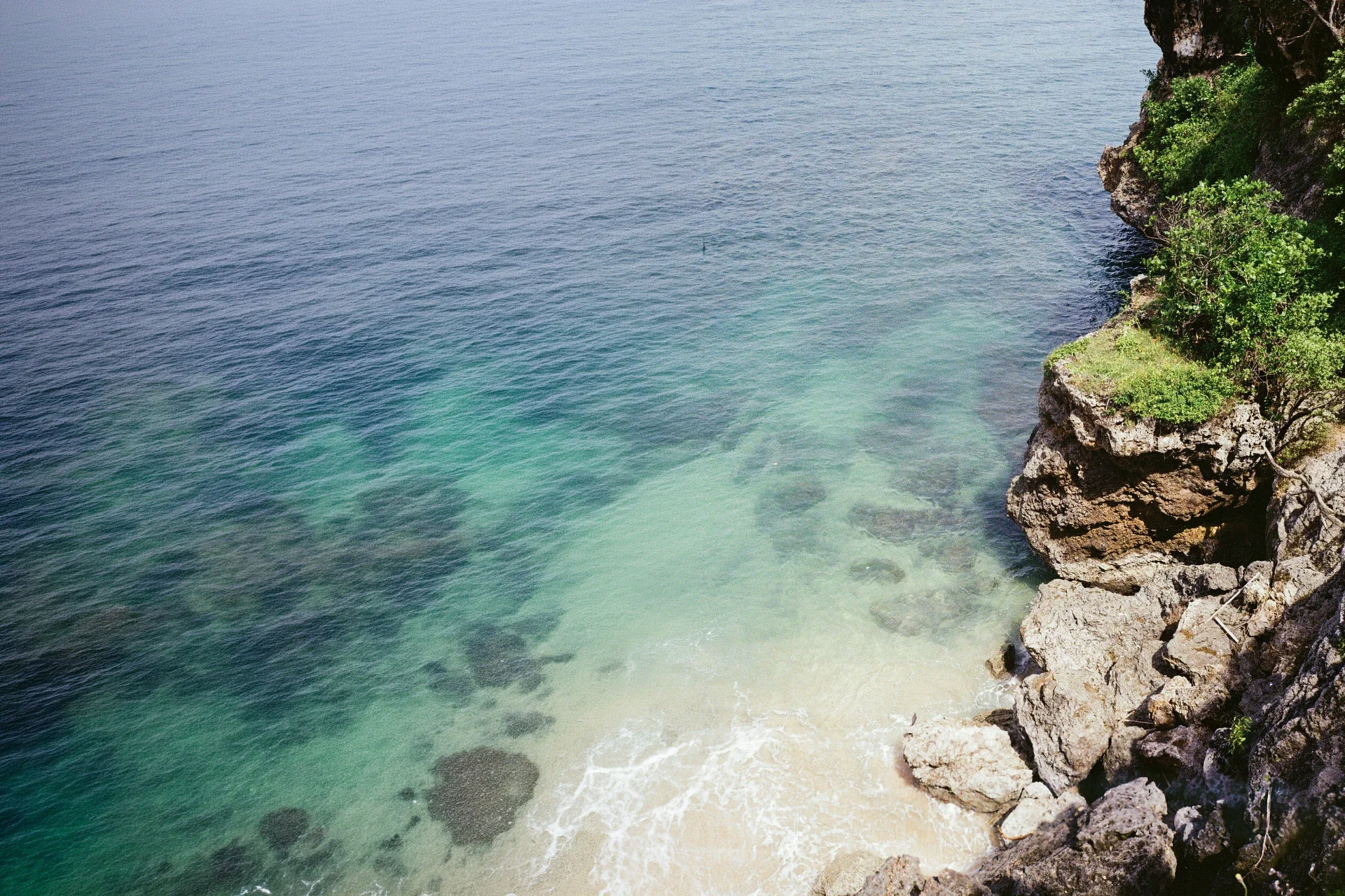 pieter-janaldo-t5MYYtGcCmg-unsplash.webp
