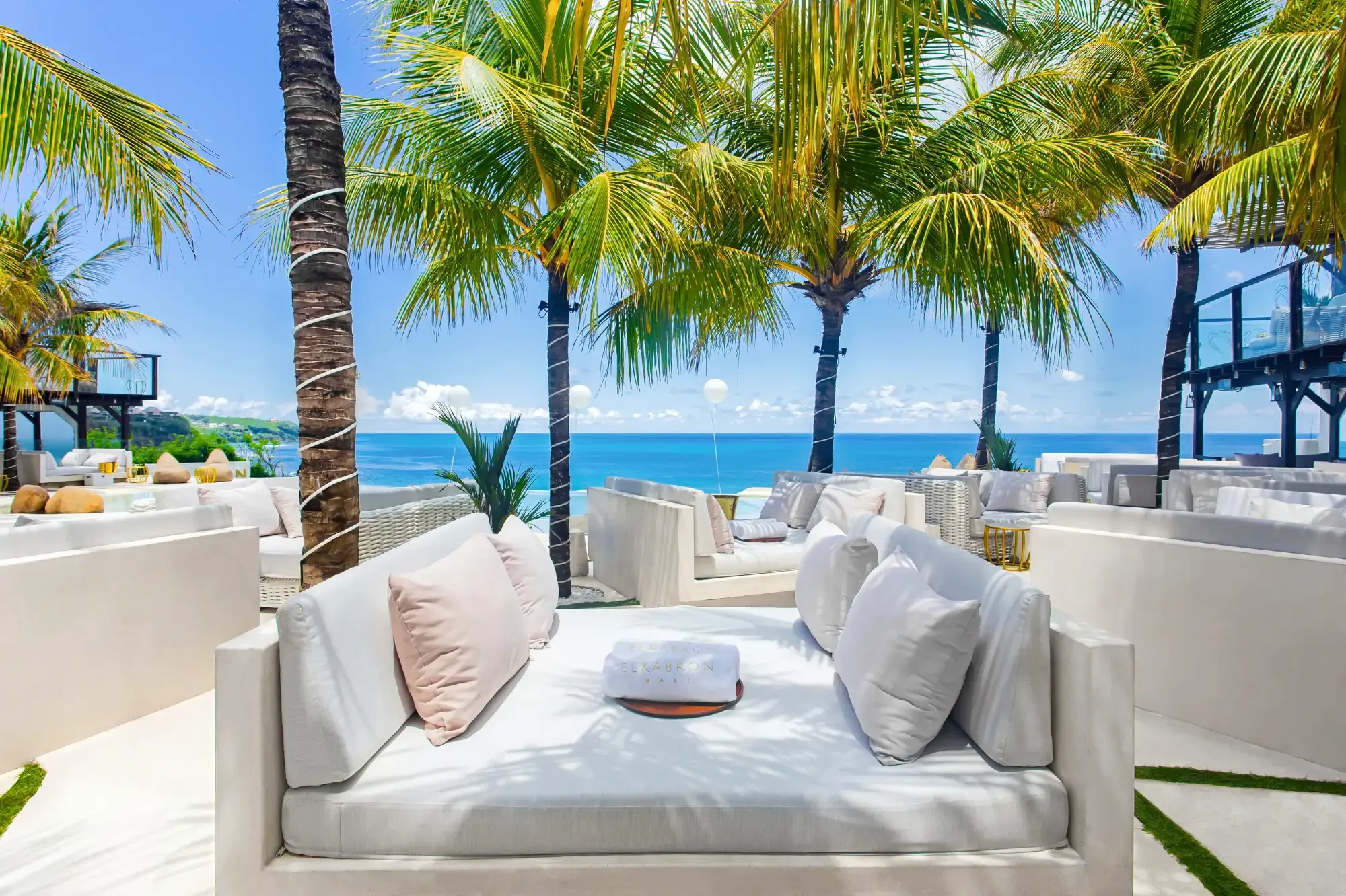 el-kabron-bali-hedonism-lounge-regular-daybed.webp