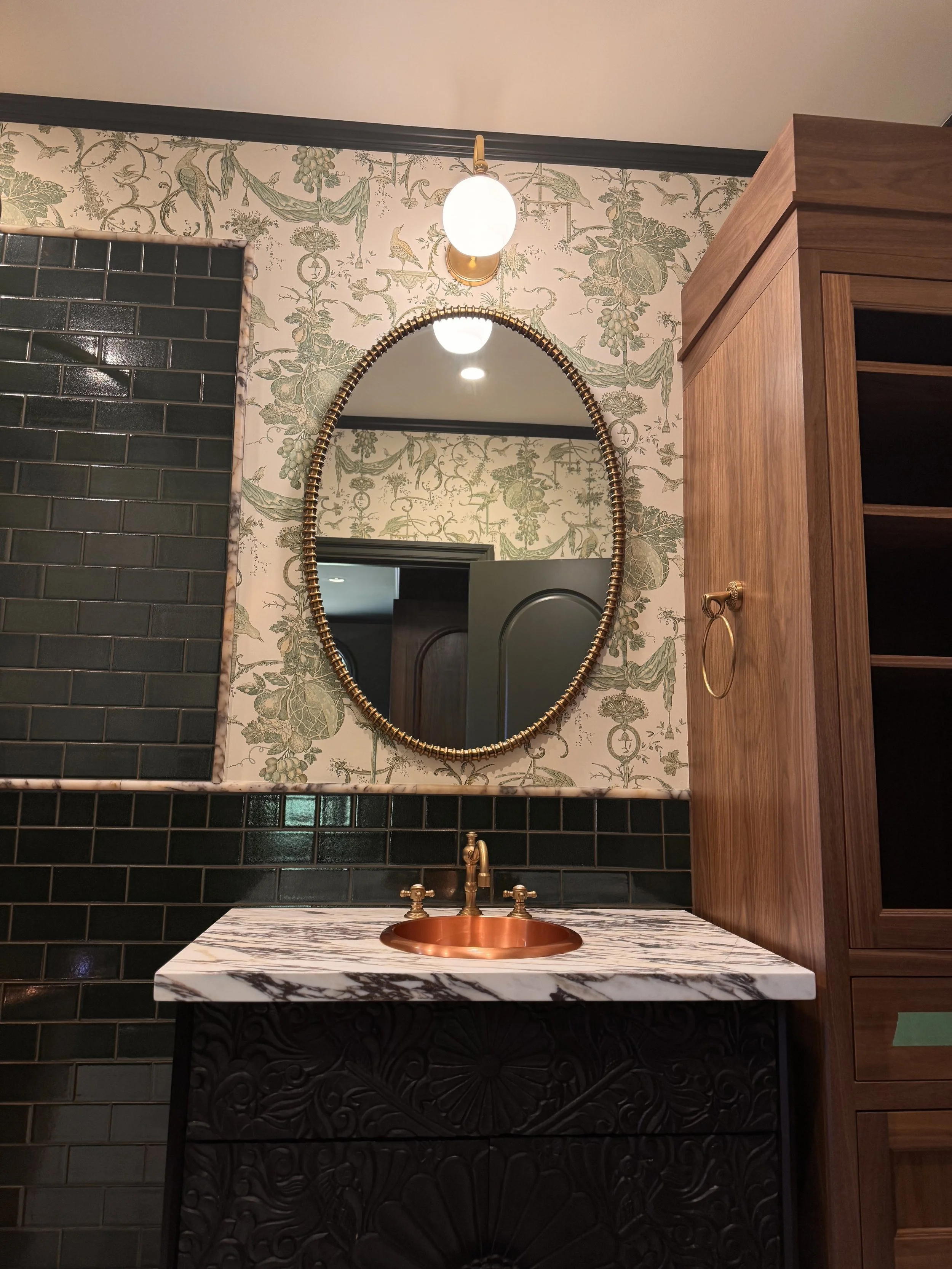 Sus Bathroom sink.jpg