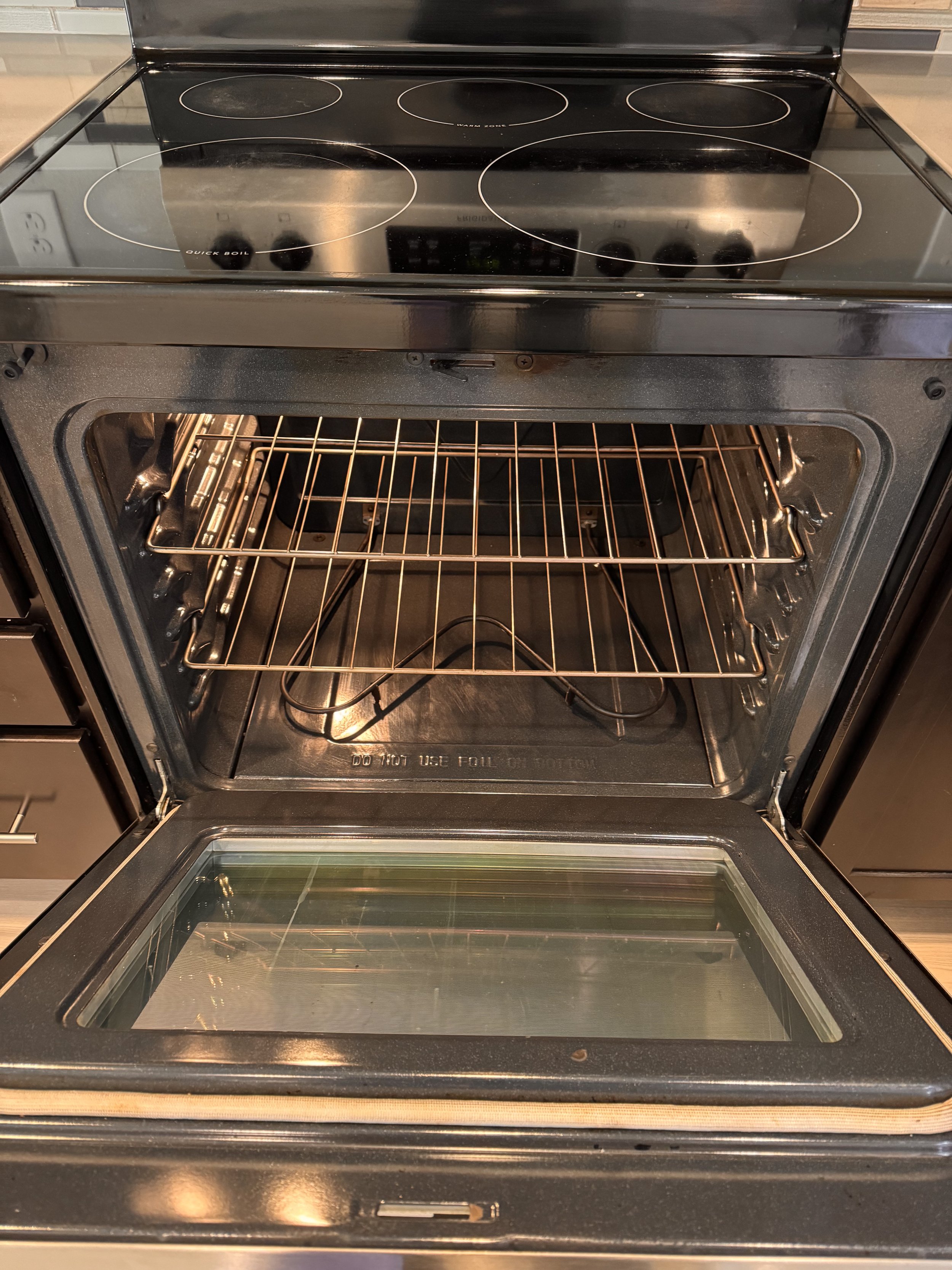 Move Out Clean Oven.jpg