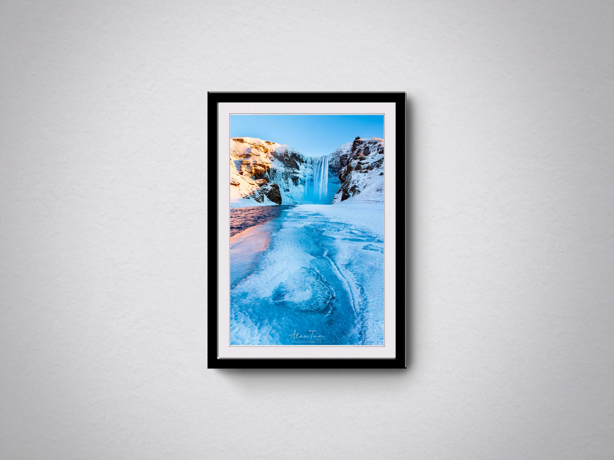 Skógafoss winter bck.jpg