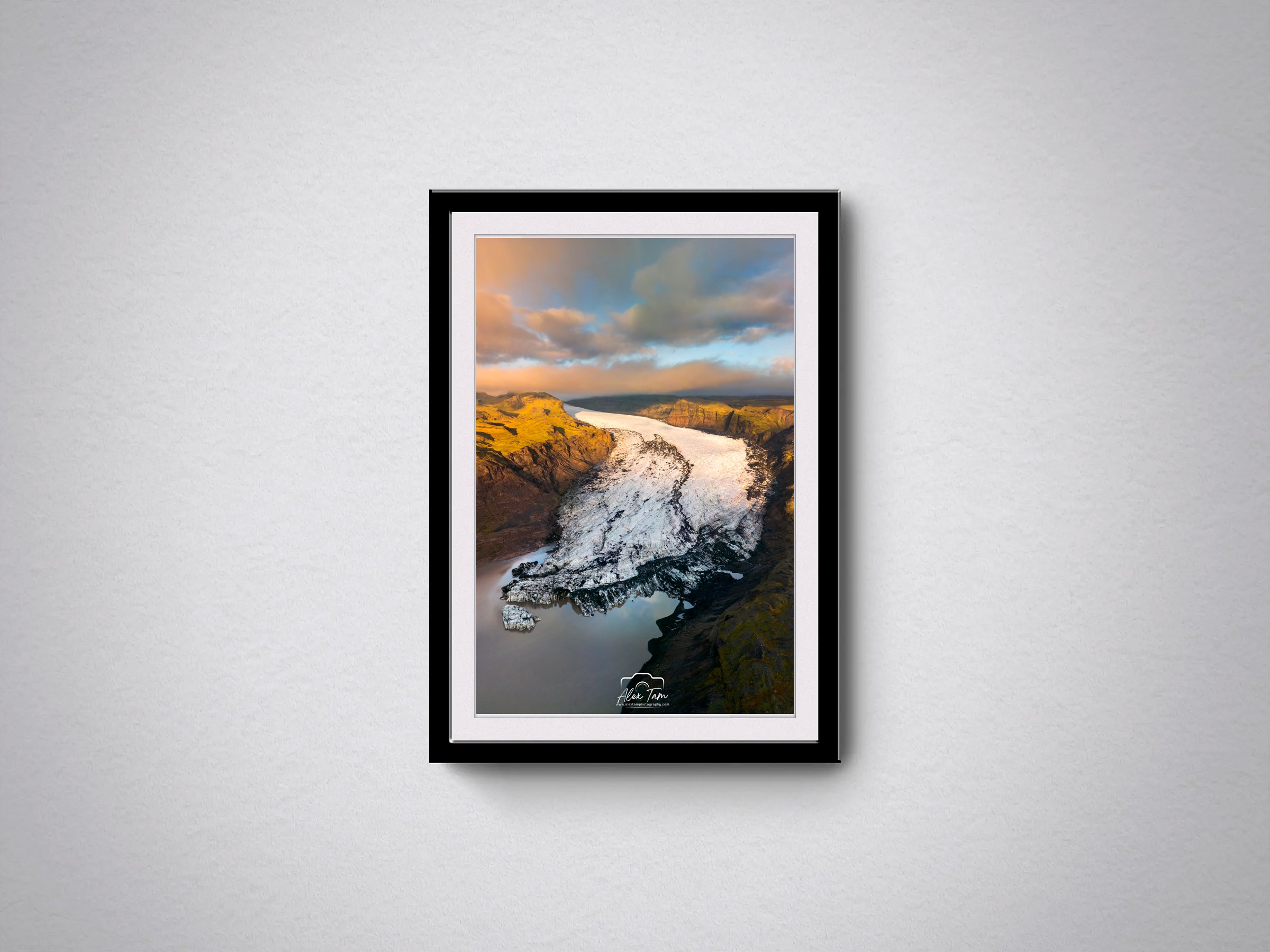 Sólheimajökull glacier bck.jpg