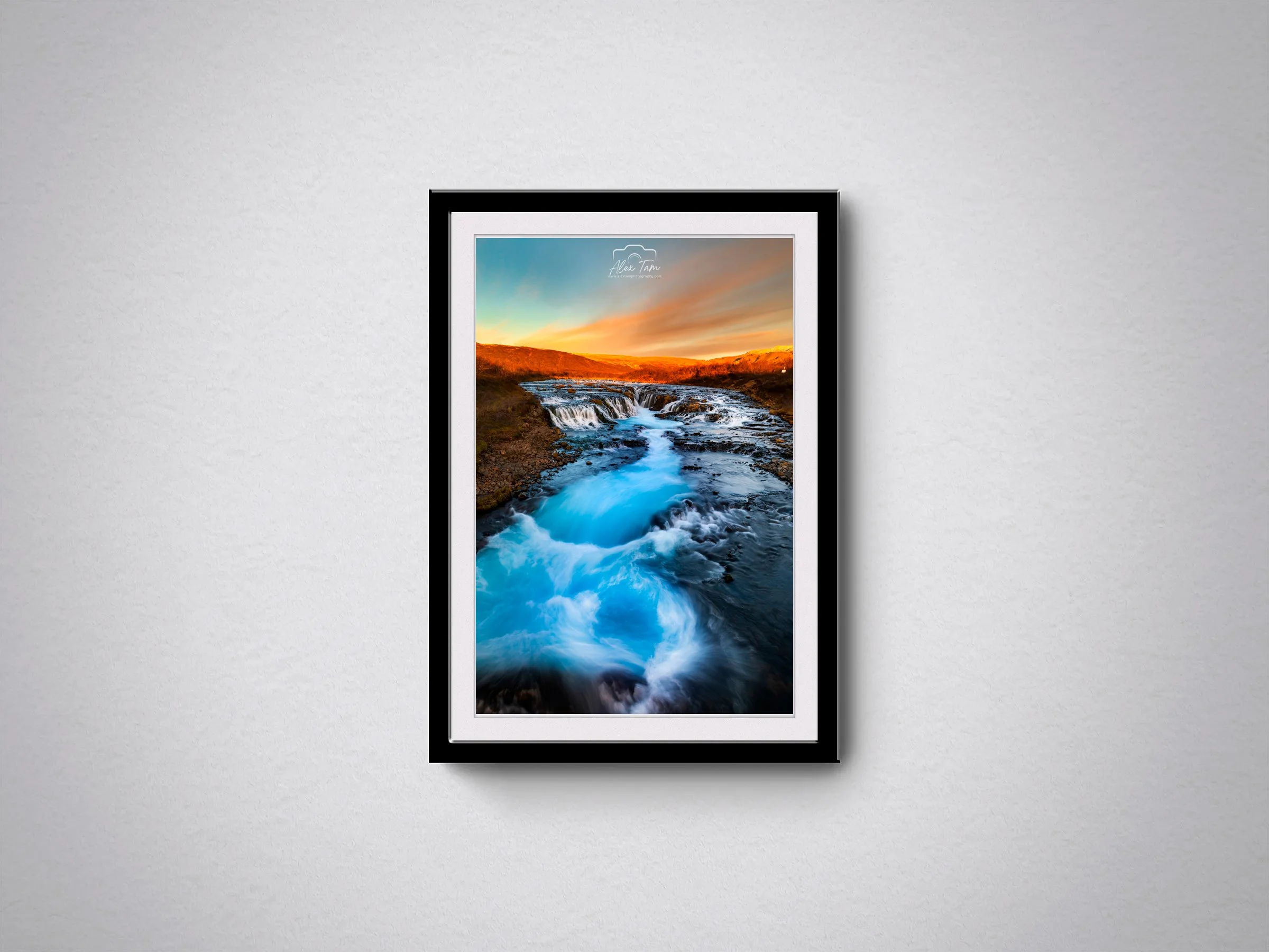 Brúarfoss autumn sunrise bck.jpg
