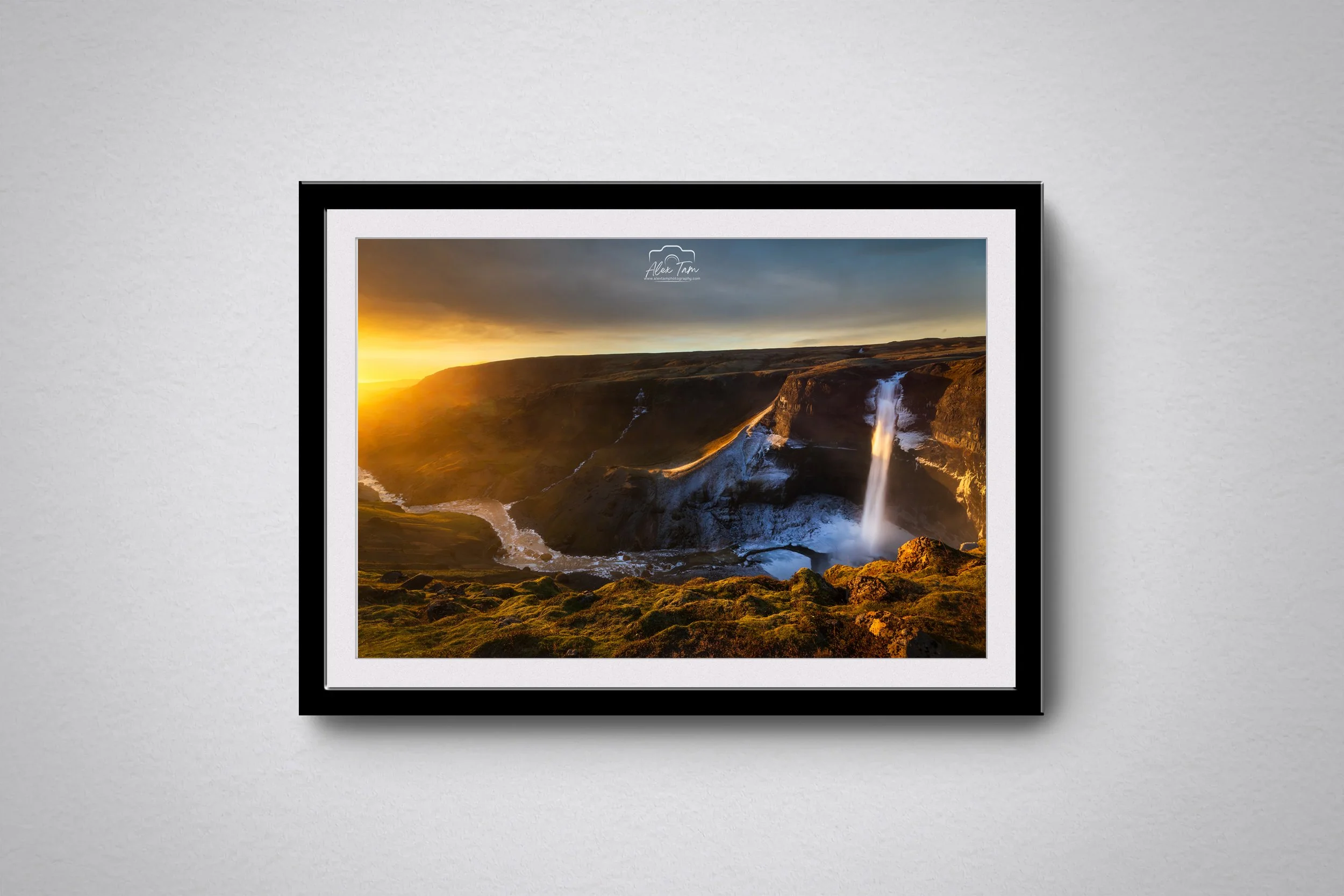 Háifoss in sunset bck.jpg