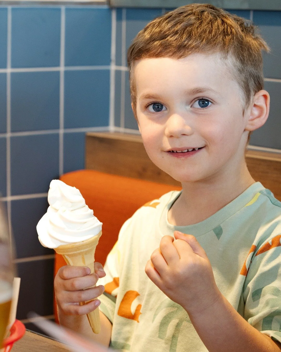 Half term? Sorted βοΈ
We’re just steps from the beach and we’ve got waffles, toasties, milkshakes, coffees, burgers, fries and more… all just steps from the seafront π
Pop in for a warm-up after your walk or fuel up before a fami