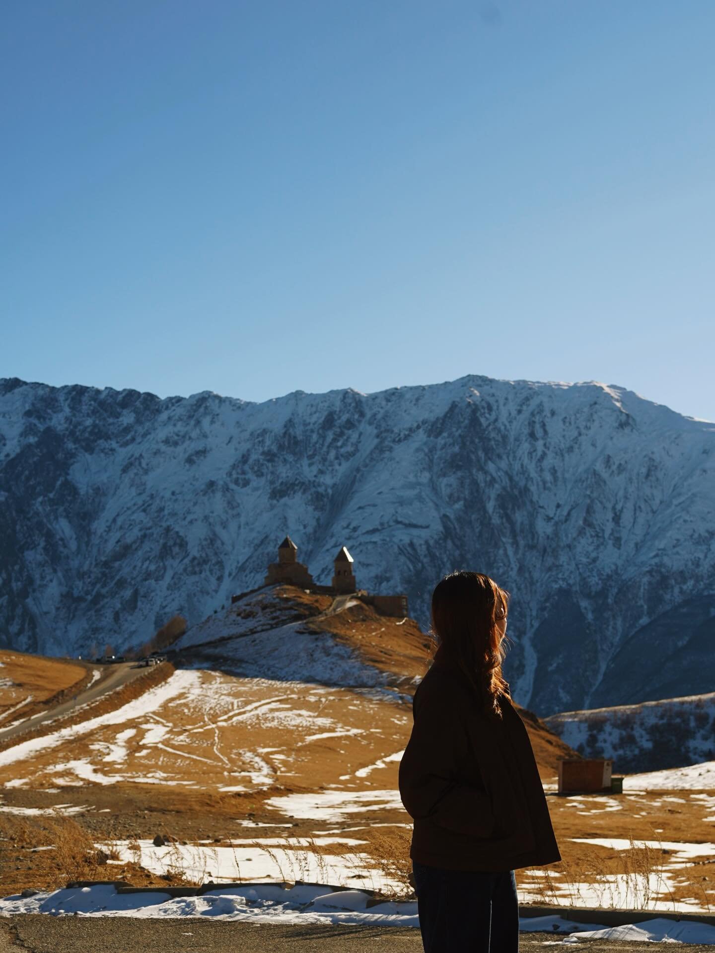 若你問我，
為何飄洋過海都要親身一睹高加索的美麗，
大概這些鏡頭拍下的片刻足以不言自明。

（Gergeti Trinity Church旁的山景讓我想起Paris Texas，
遲一點再透過影片跟大家分享，哈！）