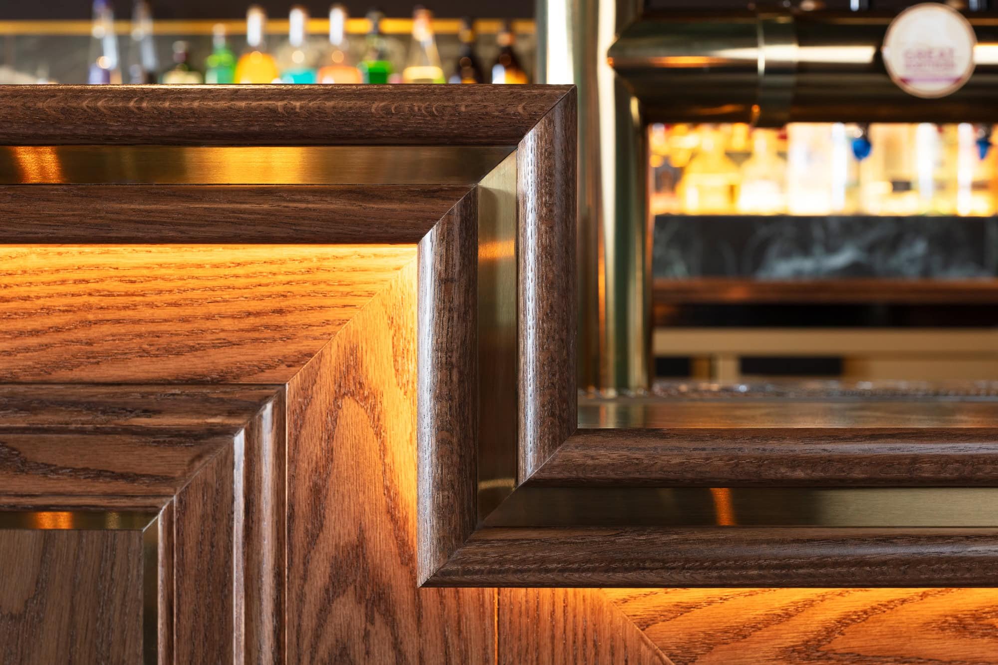 Queens Hotel renovation, Gladstone