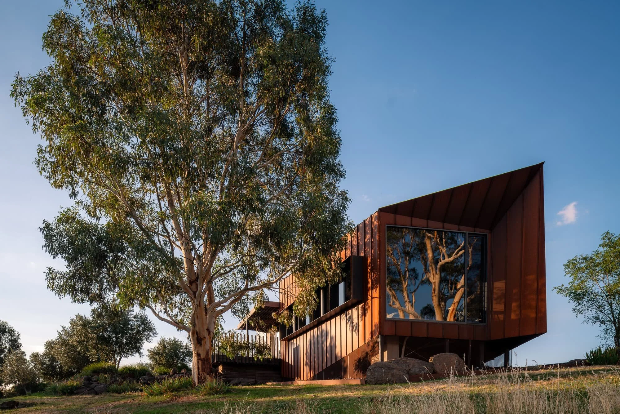 Breakneck Gorge Oikos Ext2-1.jpg