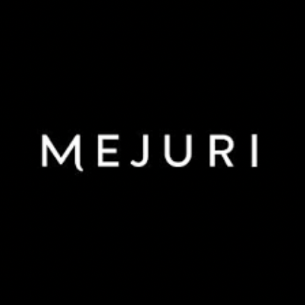 Black background with white text that reads "MEJURI".