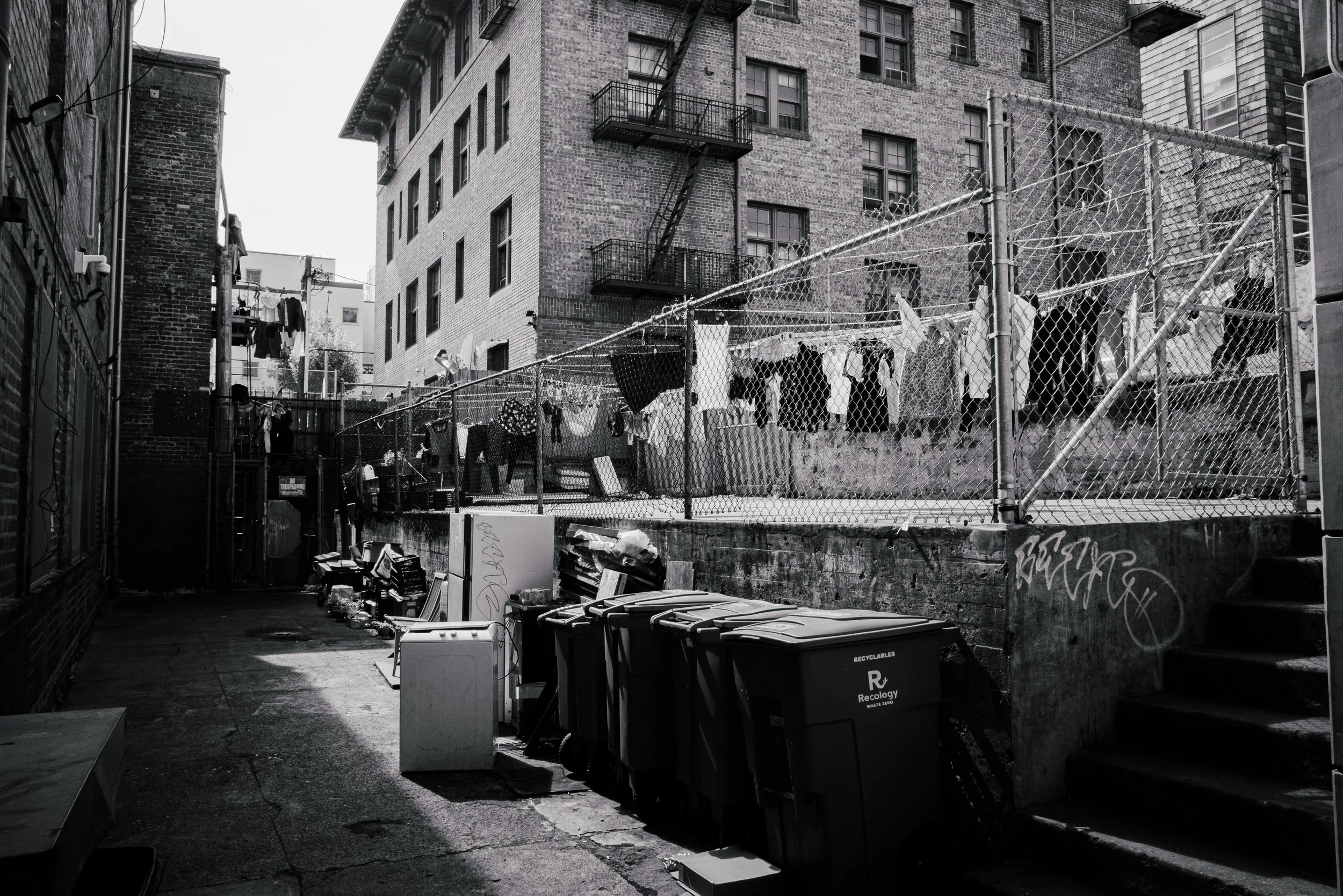 CT_Alleyway Backyard.jpg