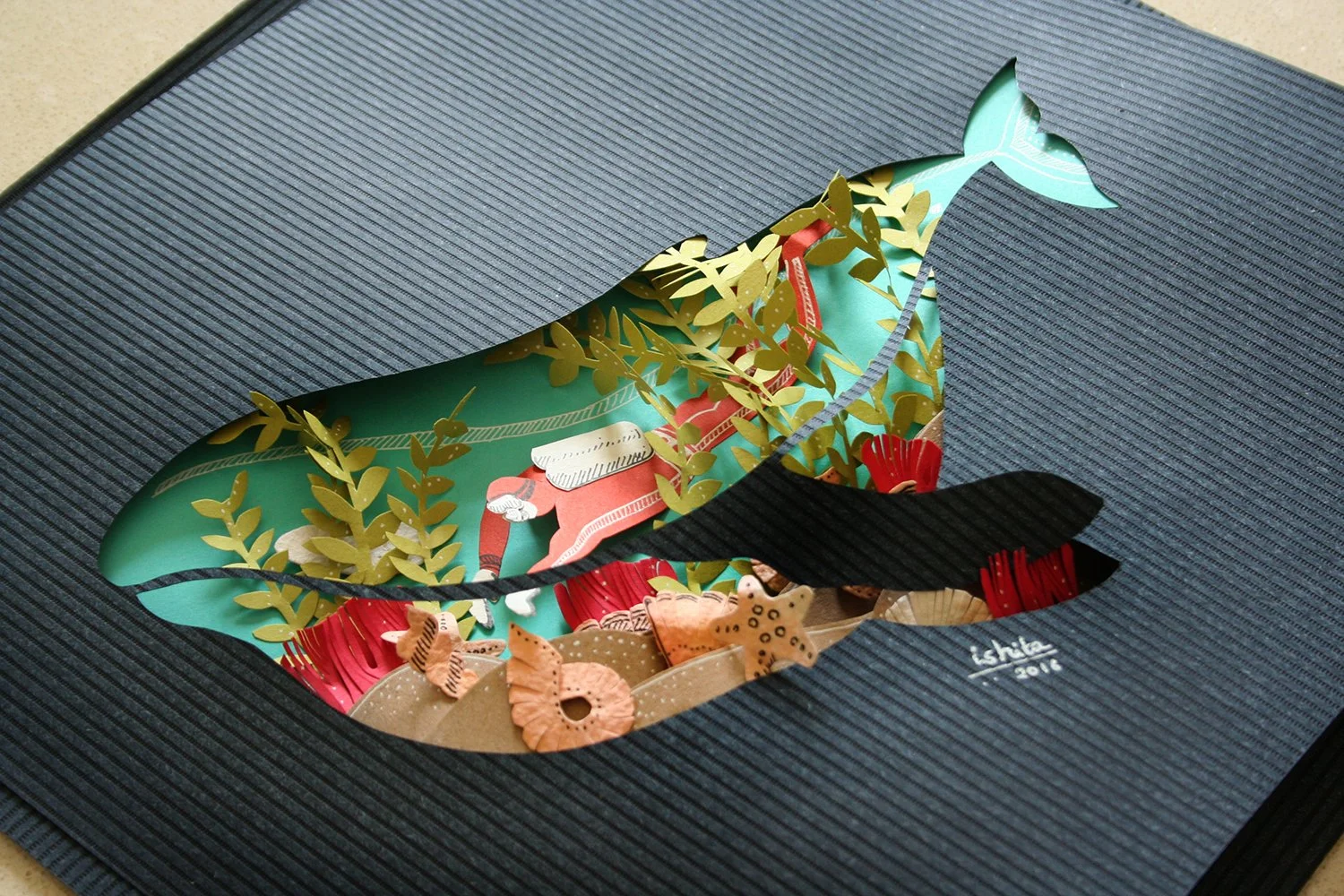 whale02.jpg