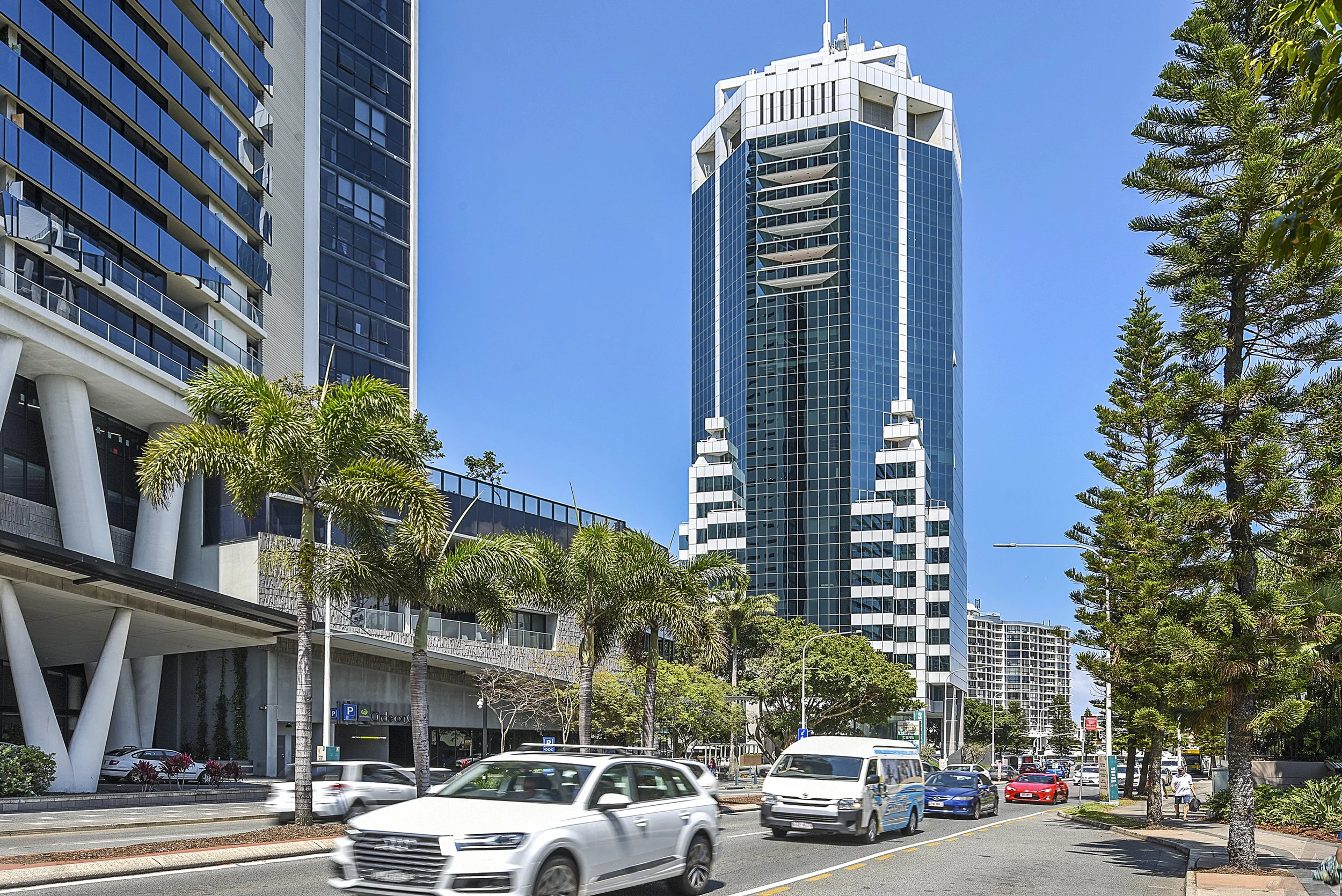 50 Cavill Avenue ~27.jpg