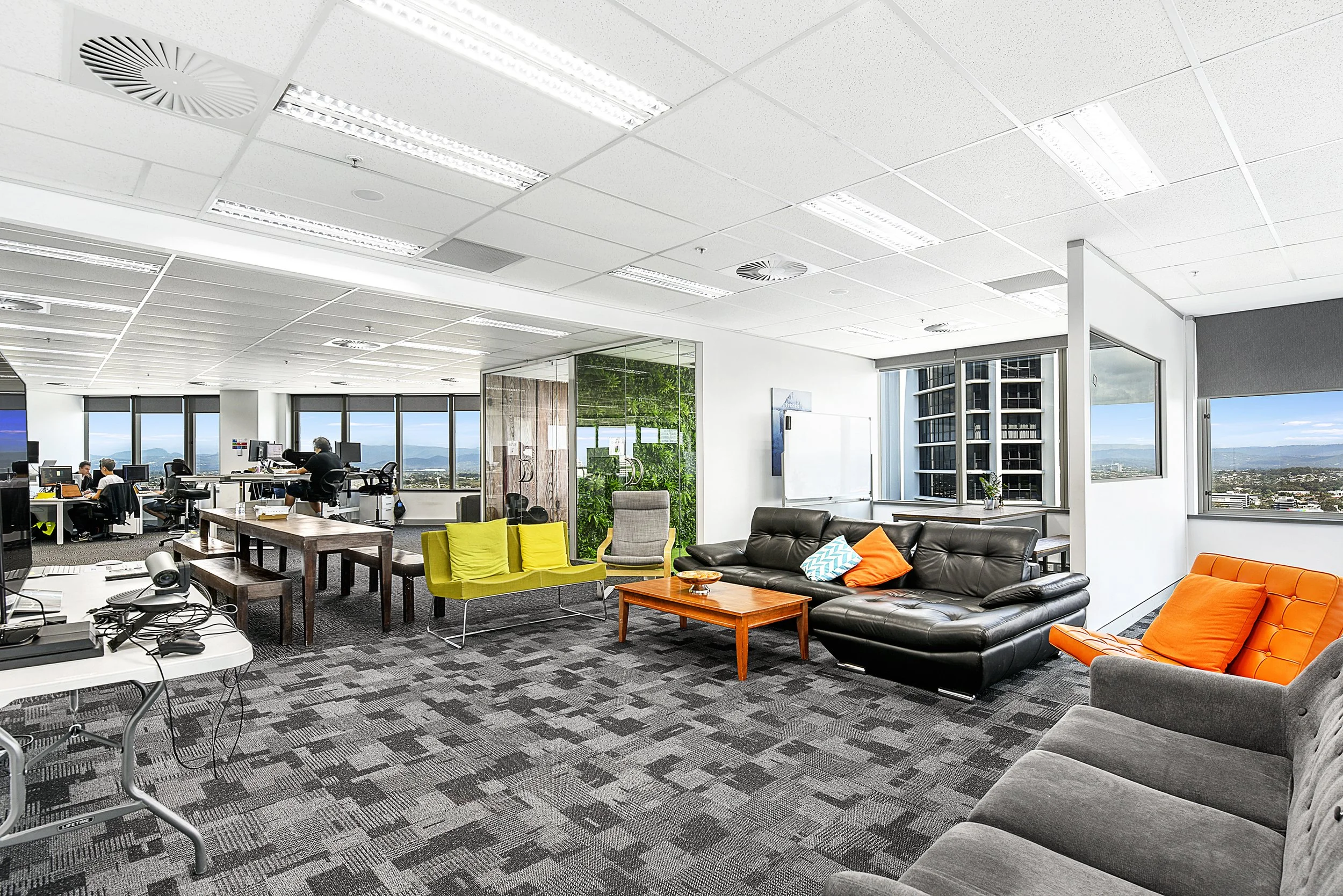 50 Cavill Avenue ~8.jpg