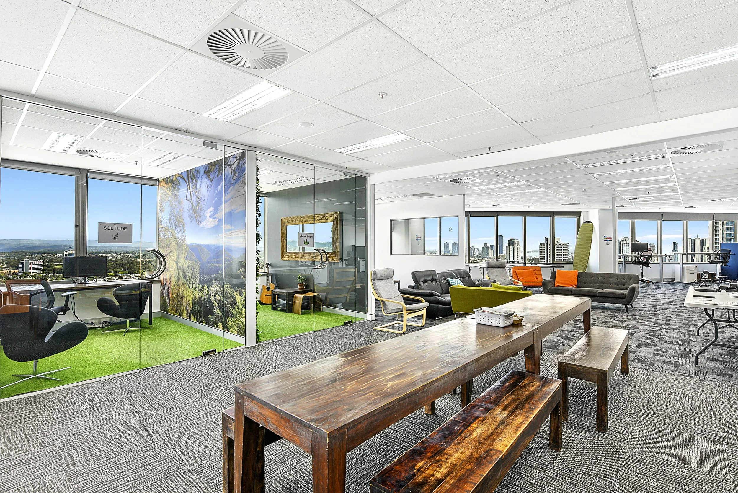 50 Cavill Avenue ~7.jpg