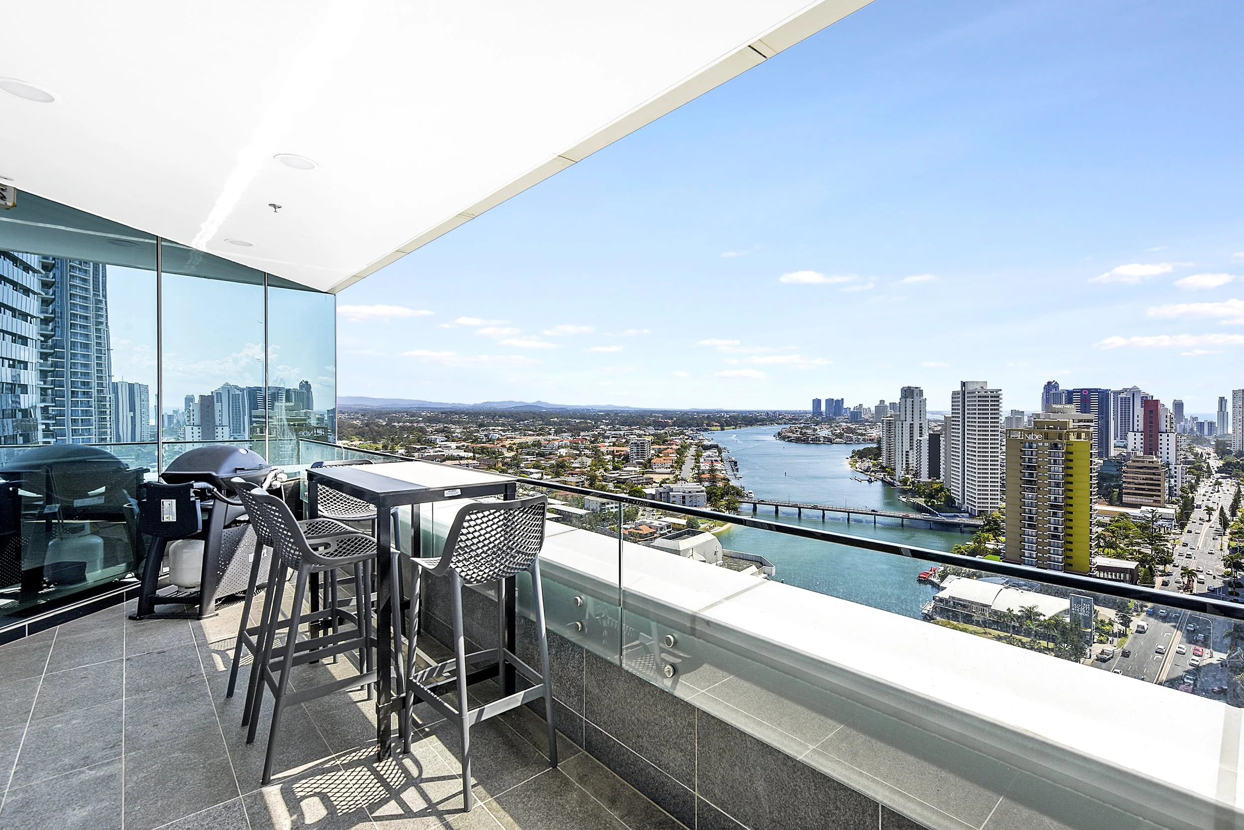 50 Cavill Avenue ~16.jpg