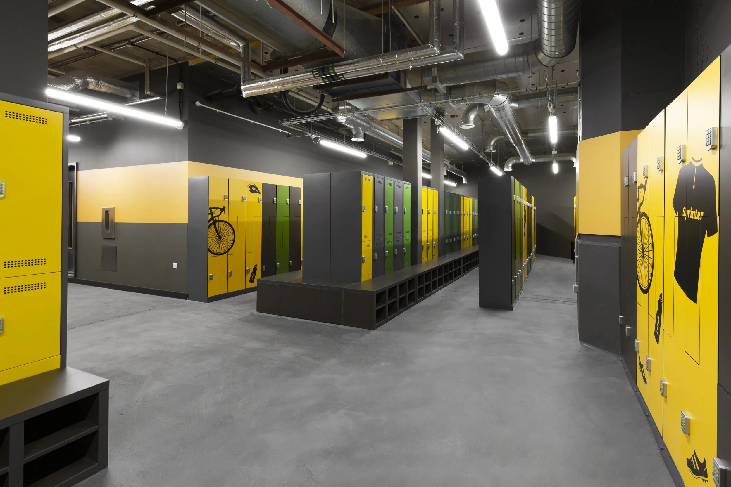 Locker spaces, world-class cycling facilities, basement active-travel amenities, ActiveScore Castlemead, Bristol