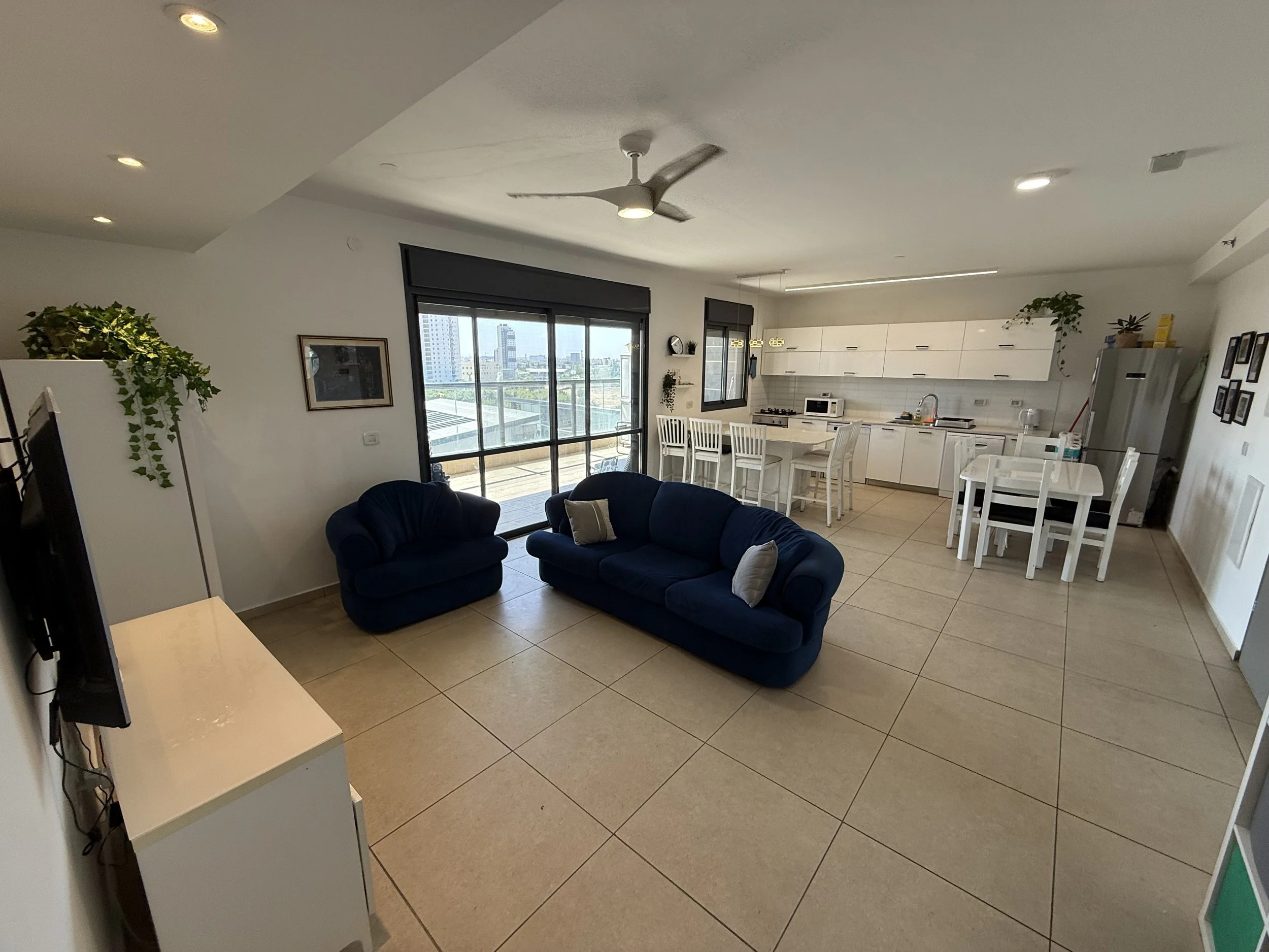 Apartment |  Carmei Gat | 2,330,000₪ | Nachal Yarkon 5 Apt 17