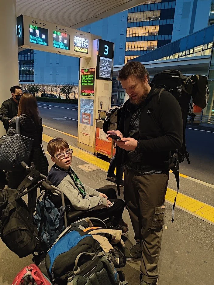 Sådan håndterer vi konflikter og kaos på rejsen