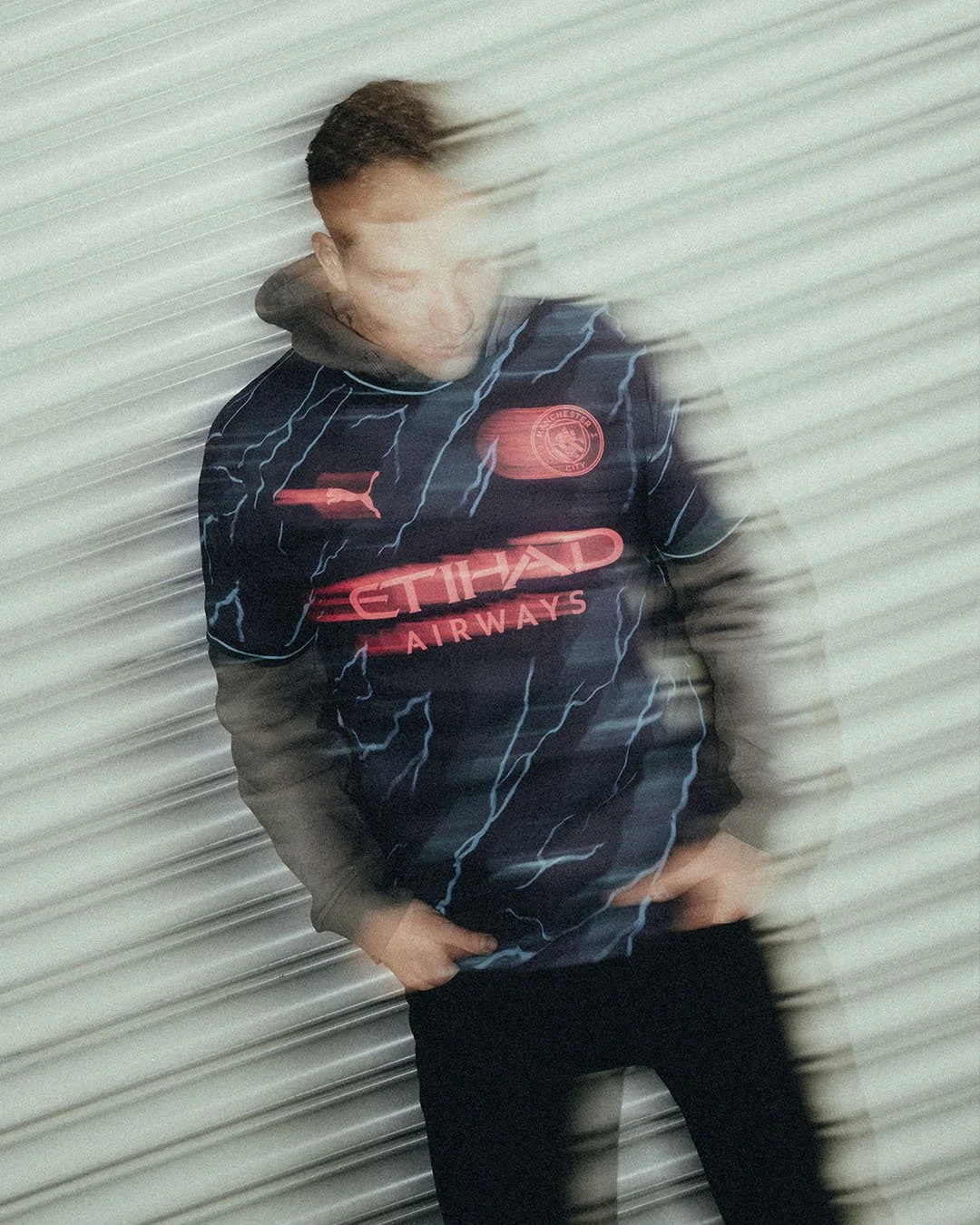 23AW_Social_TS_Football_Man-CIty_Third_BTS_Alvarez_0433_4x5_1080x1350px.jpg