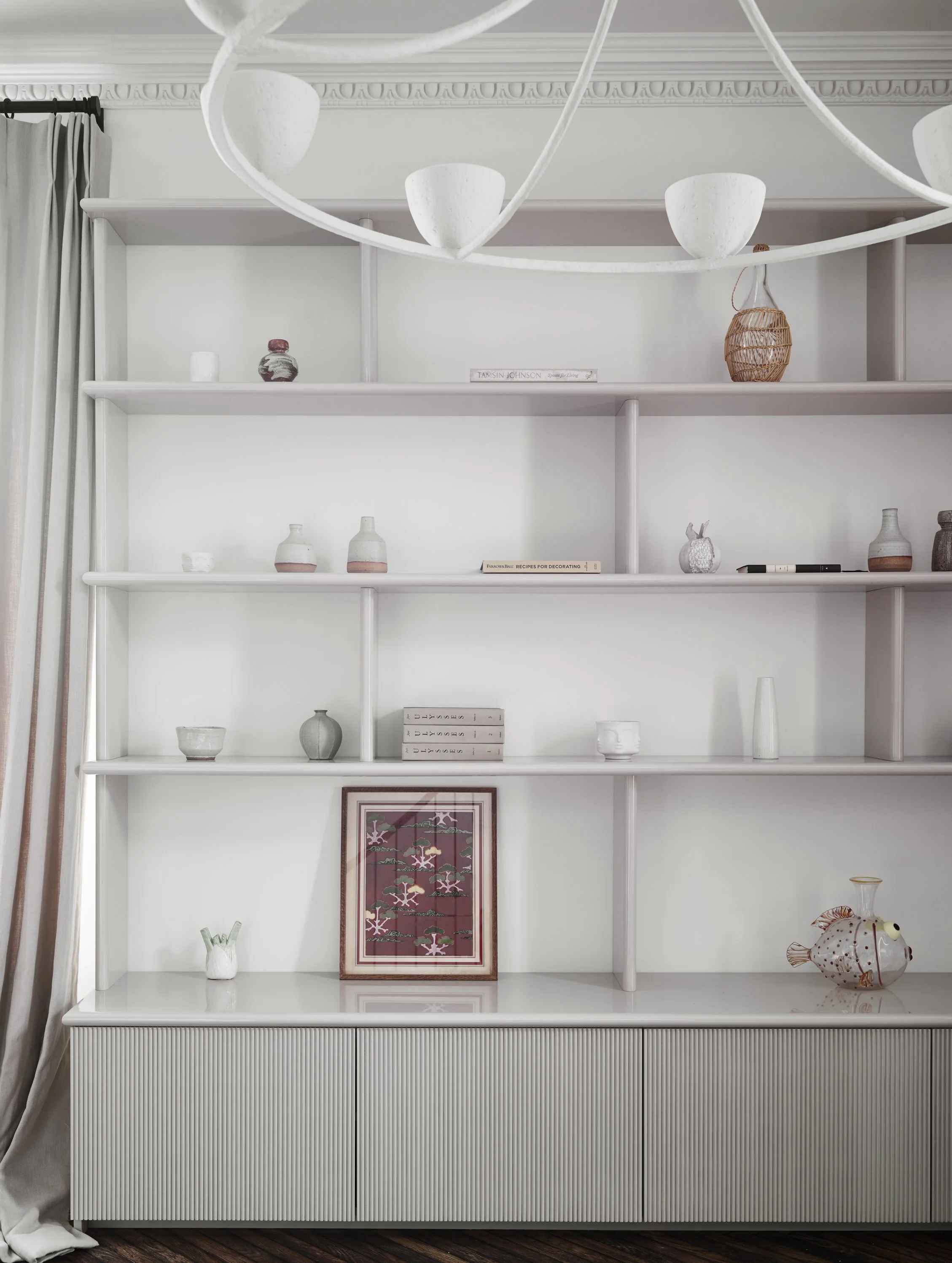 LOW_SHELVES_1_.jpg