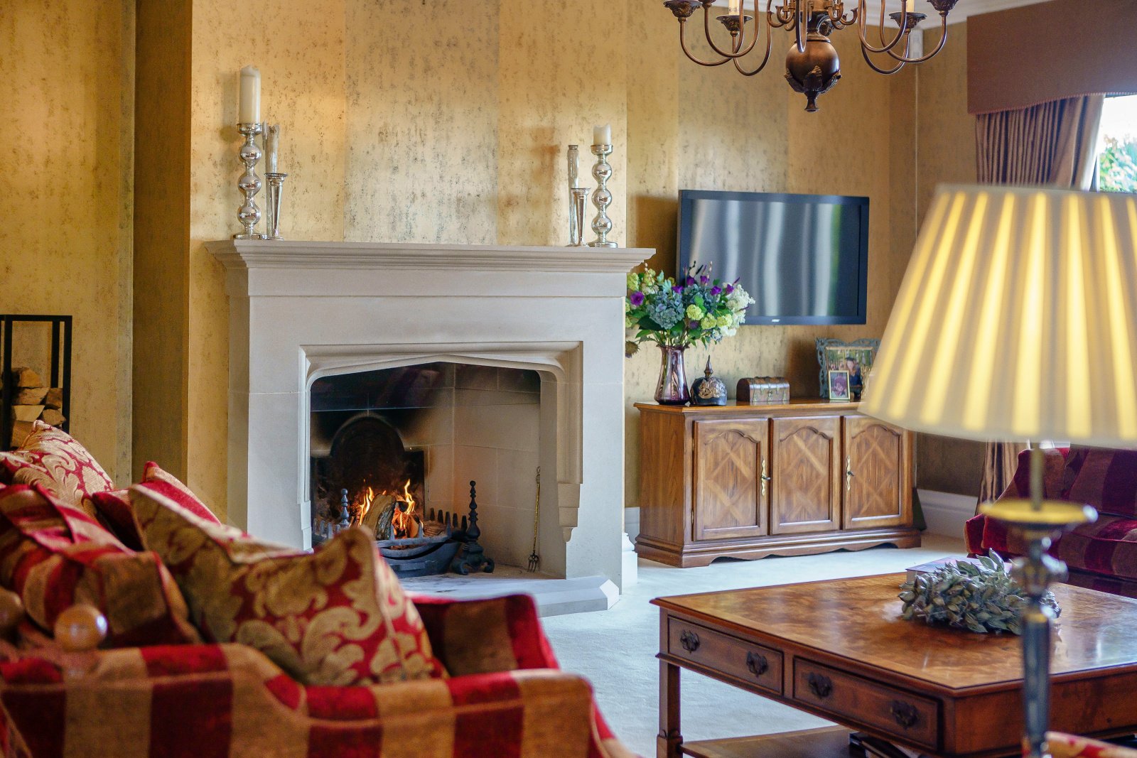 8402113-interior01-800.jpg