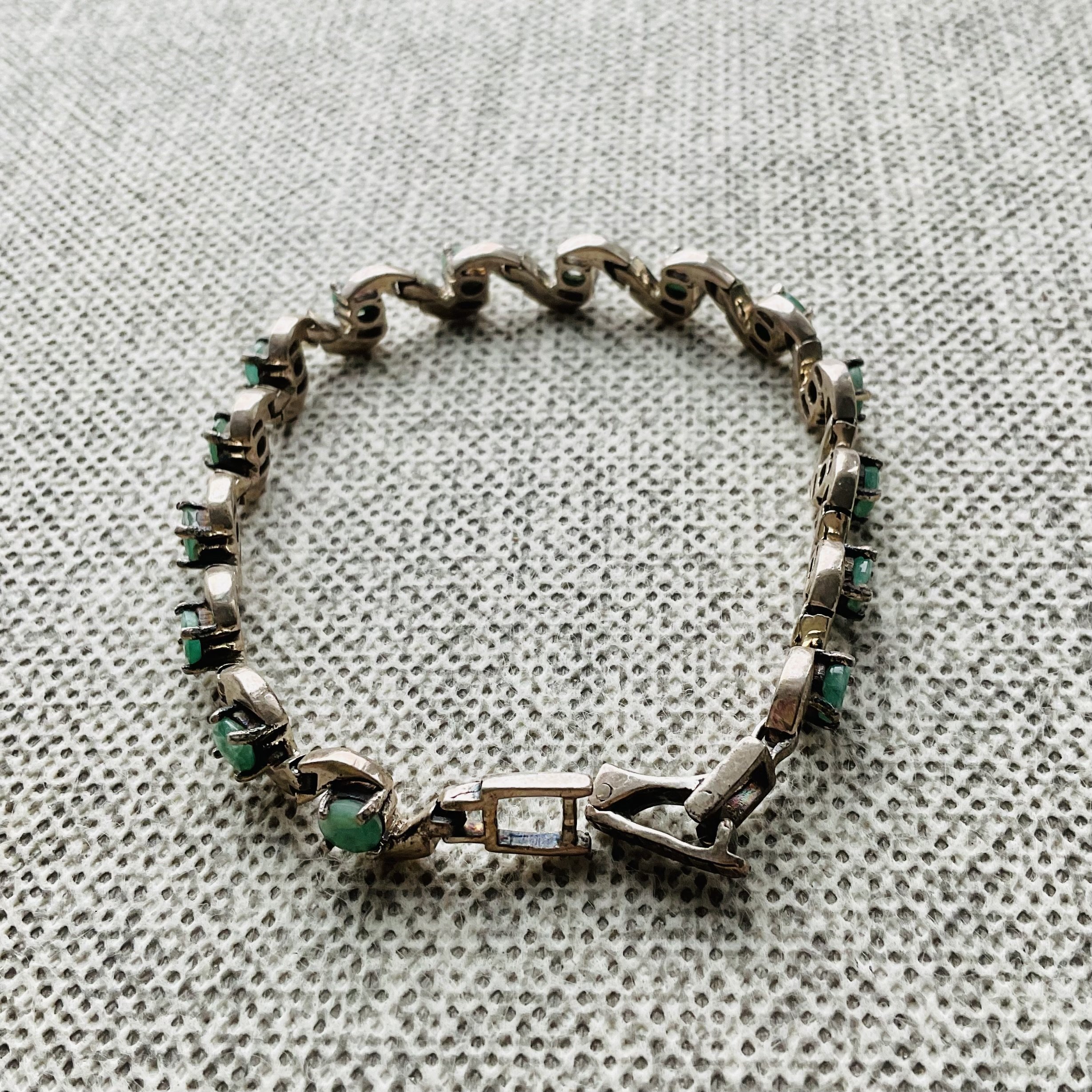 Vintage Green 4.jpeg