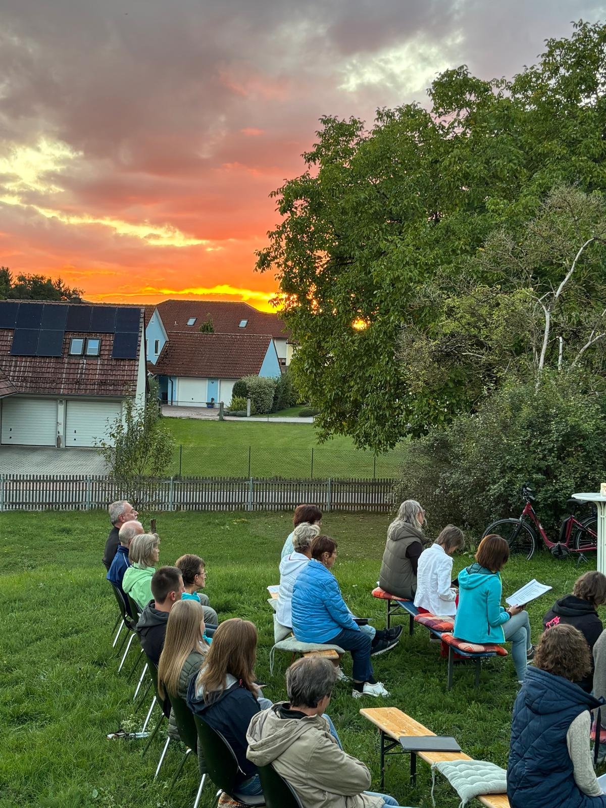 Sundownder Andacht in Paulsdorf