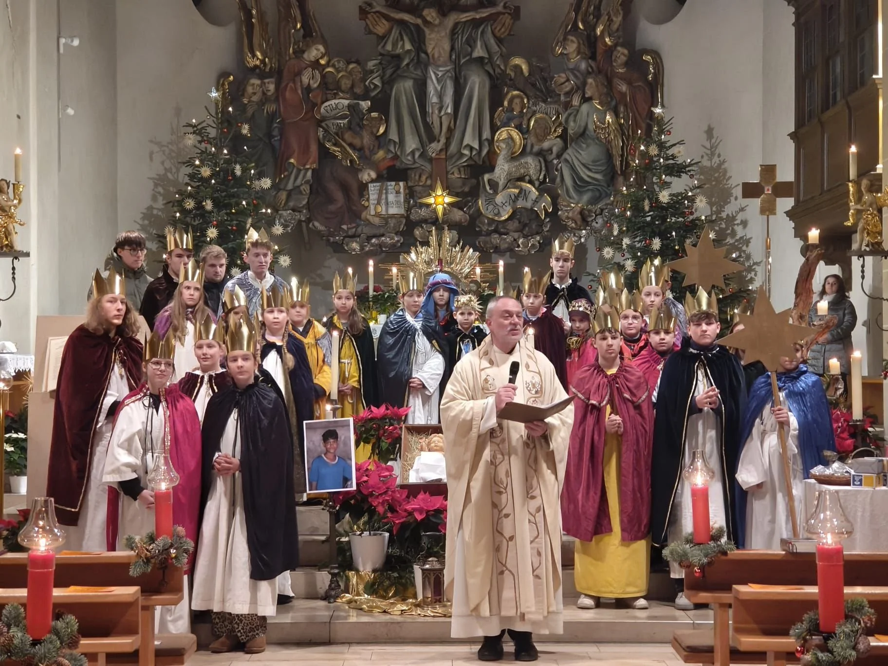 Aussendung der Sternsinger in der Pfarreiengemeinschaft