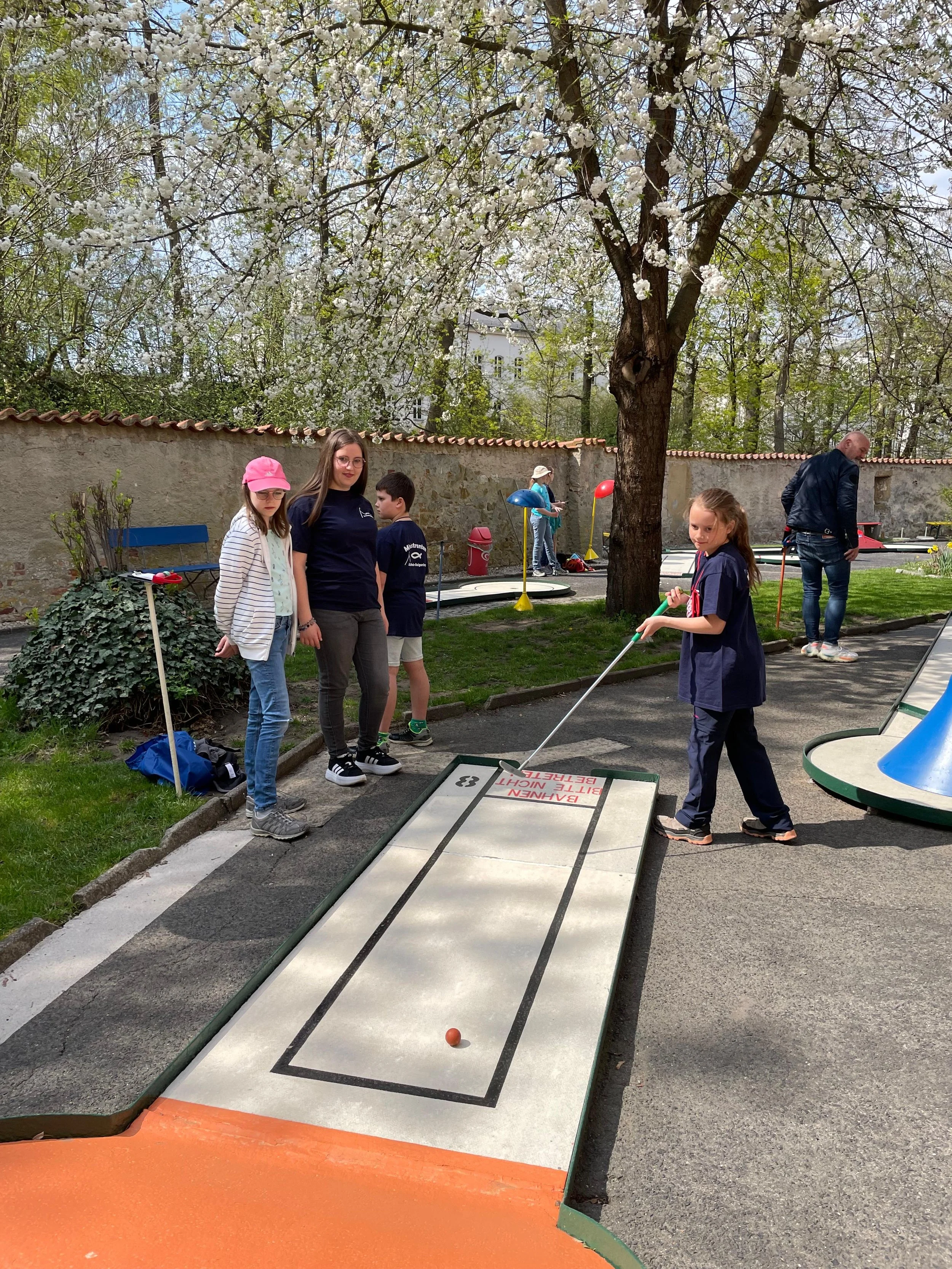 2026-04-18_Minigolf_Minis (5).jpg