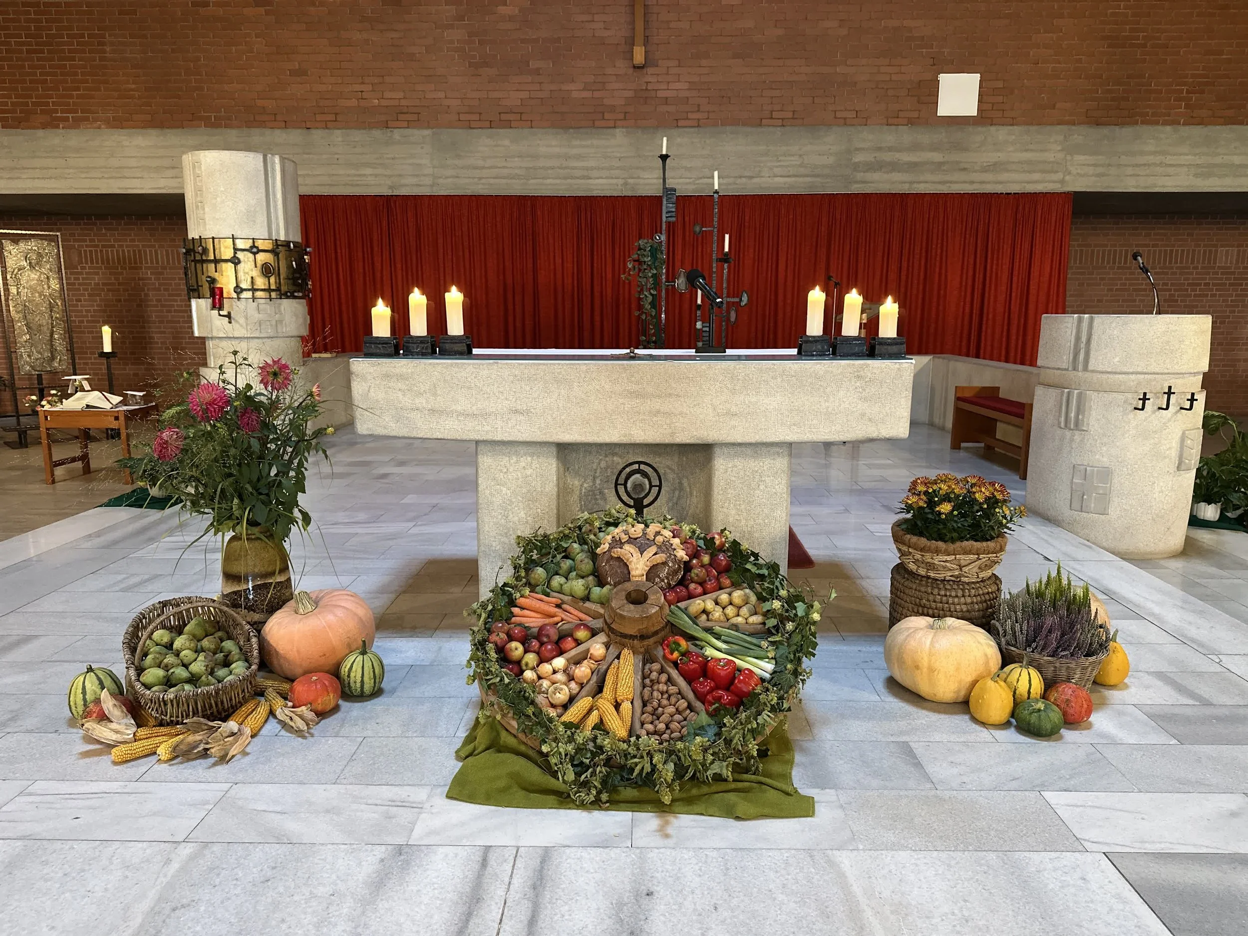 Erntedank und Vereinsjubiläen
